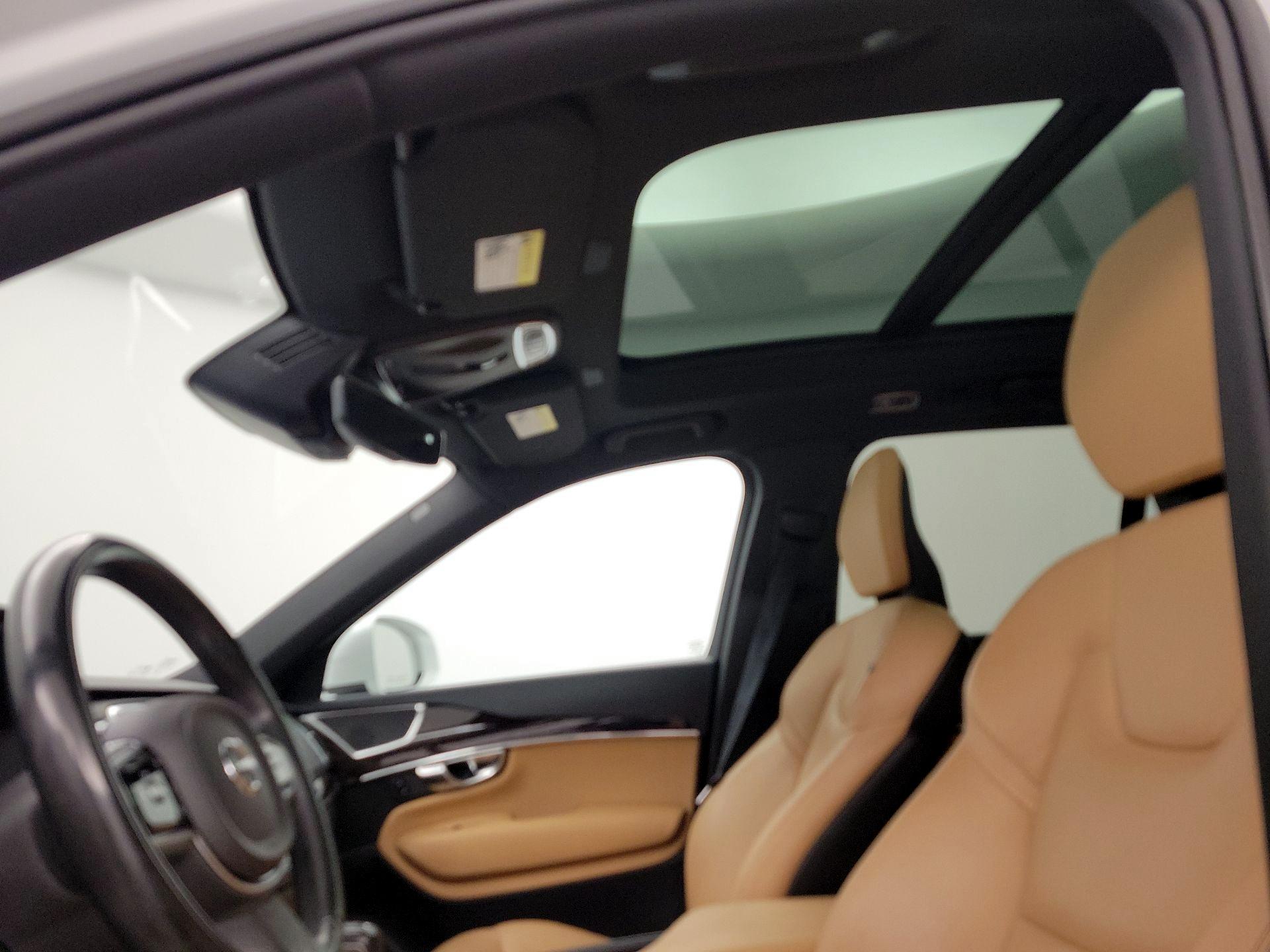 Thumbnail: 2019 Volvo XC90 - 19