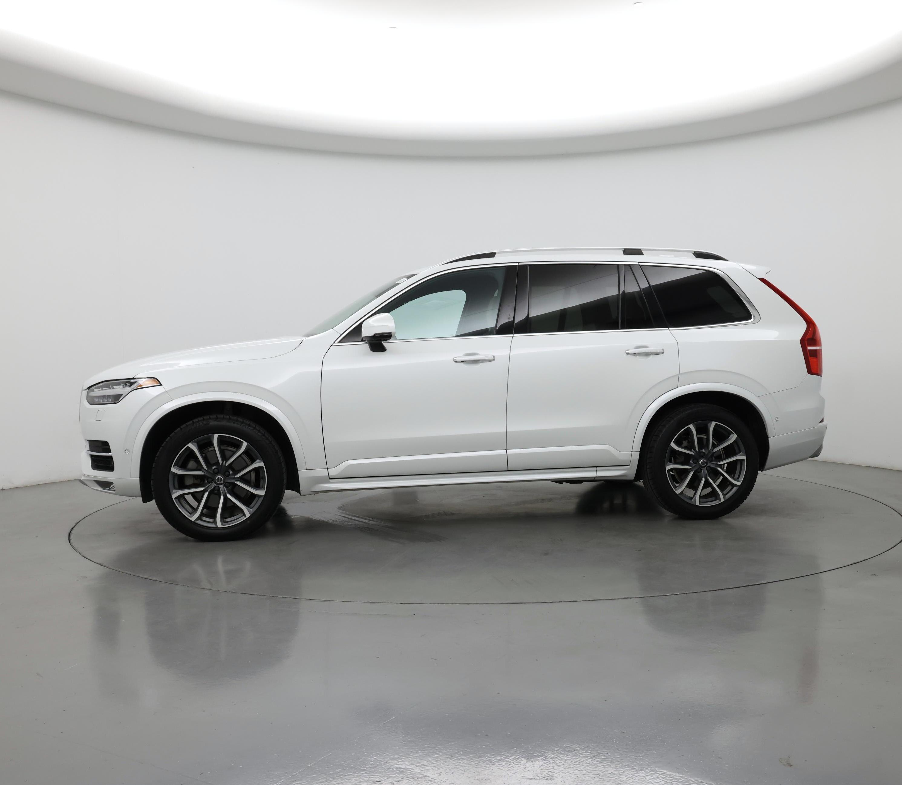 Thumbnail: 2019 Volvo XC90 - 3