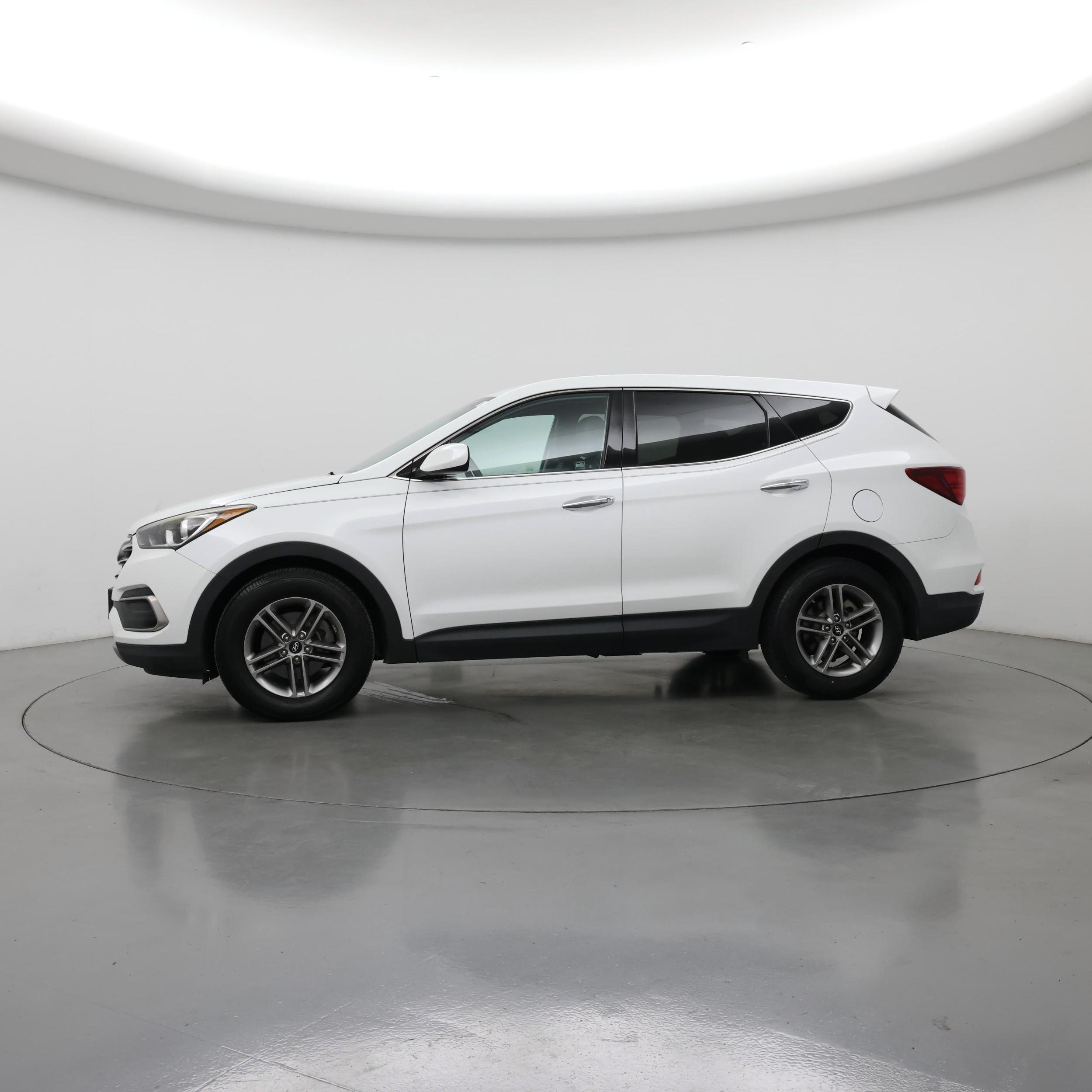 Thumbnail: 2018 Hyundai Santa Fe - 3