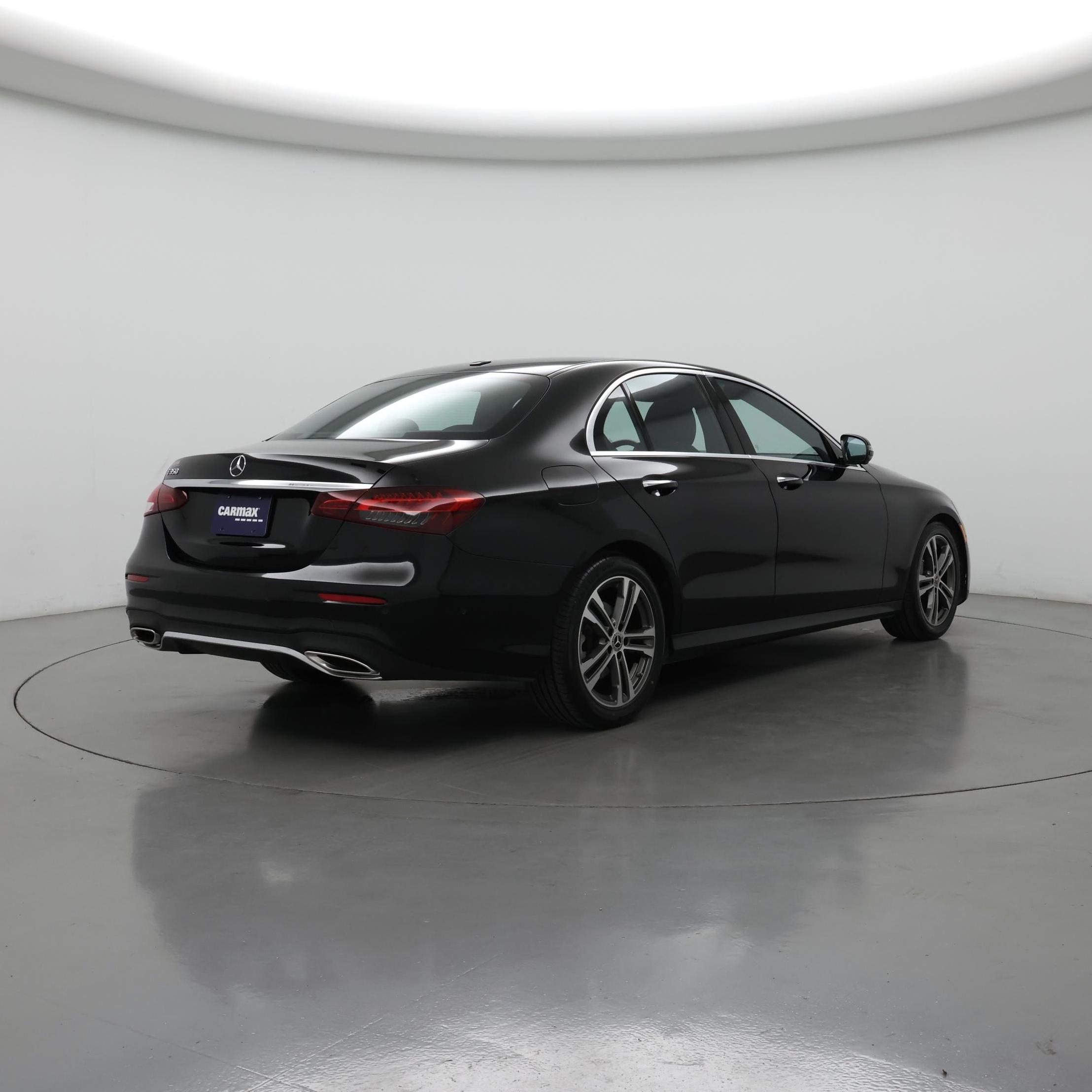 Thumbnail: 2021 Mercedes-Benz E-Class - 8