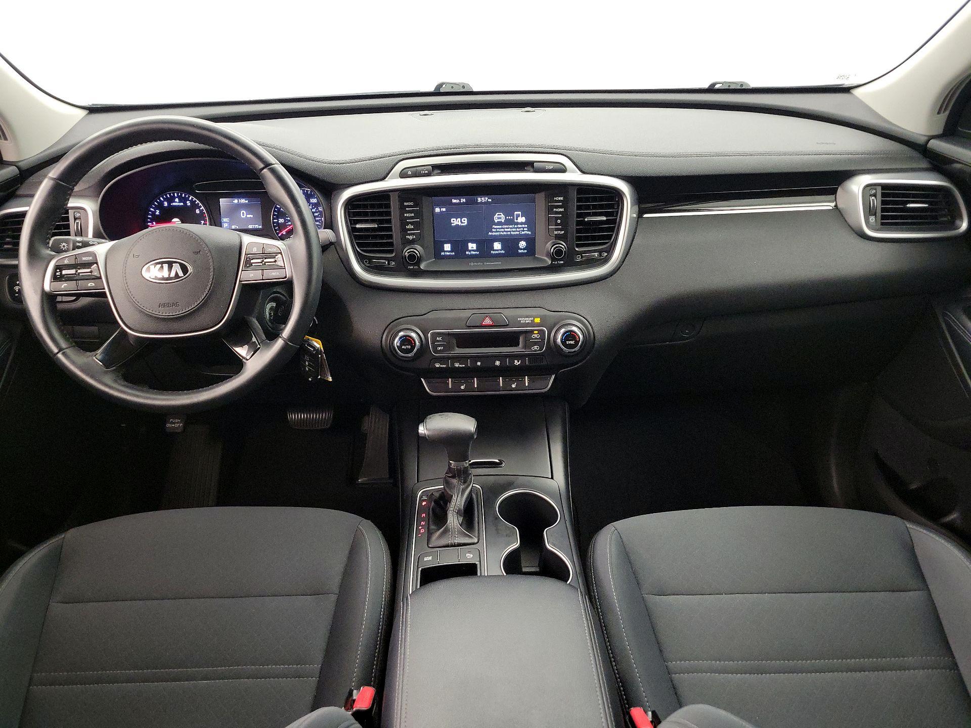 Thumbnail: 2019 Kia Sorento - 9