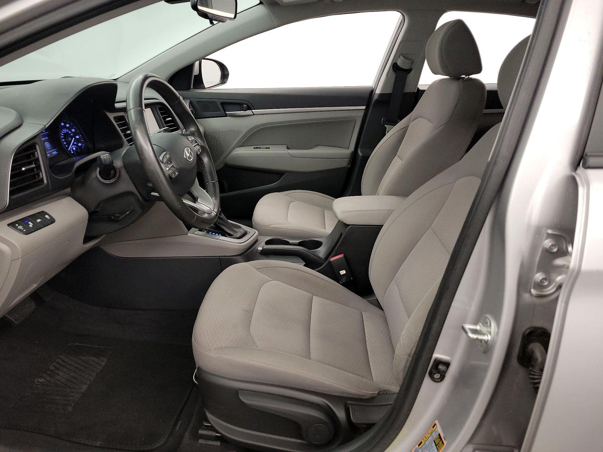 Thumbnail: 2020 Hyundai Elantra - 11
