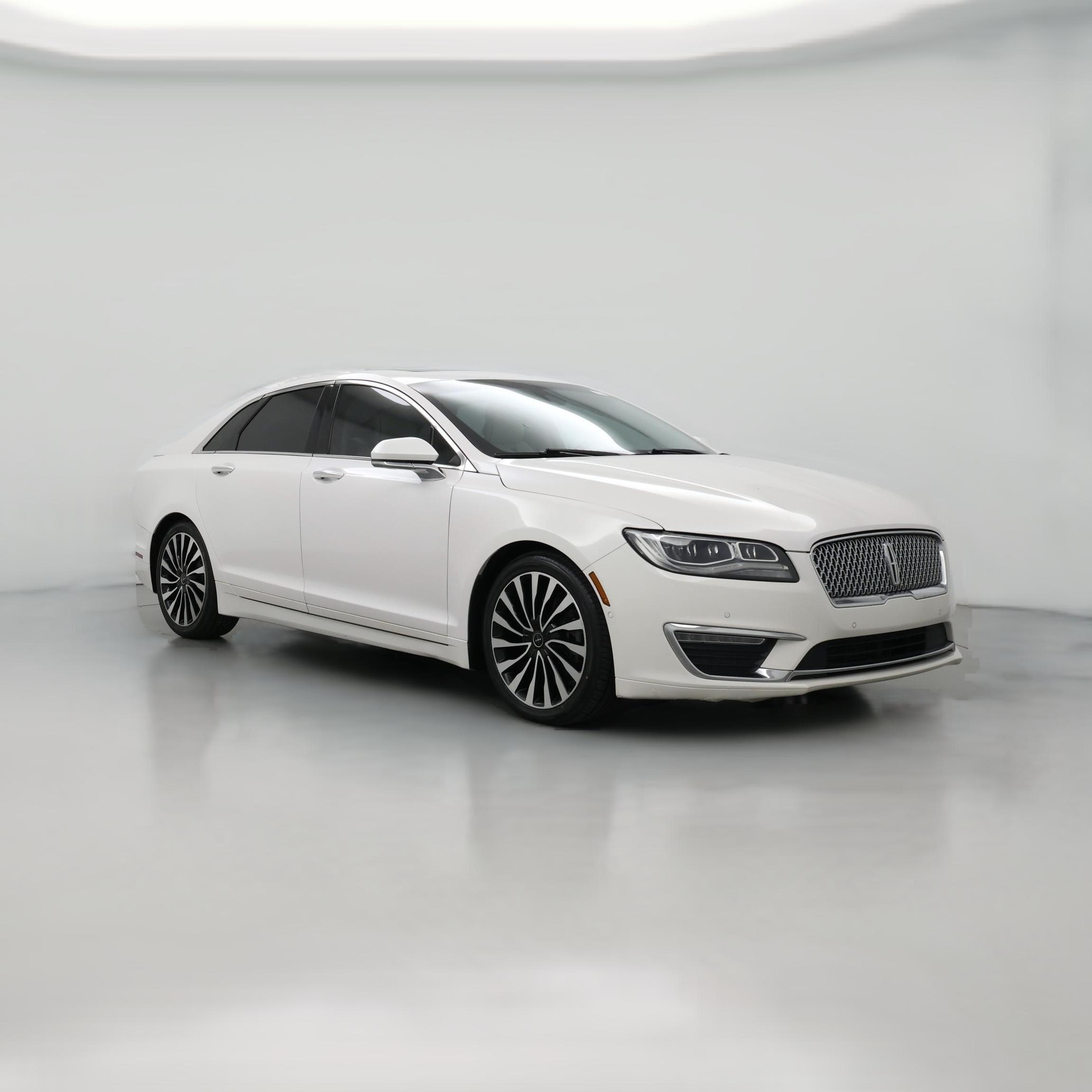 Thumbnail: 2017 Lincoln MKZ - 1