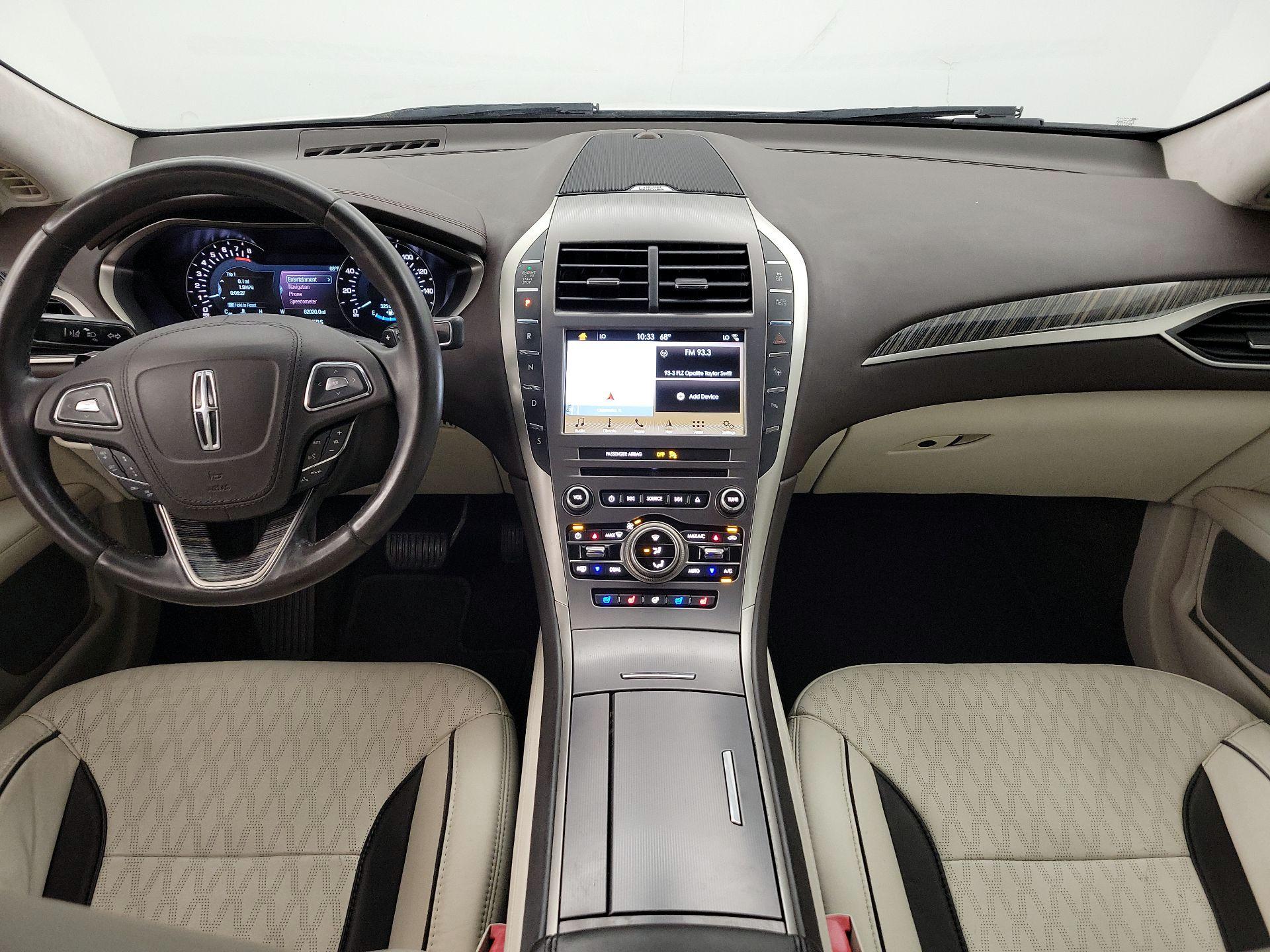 Thumbnail: 2017 Lincoln MKZ - 9