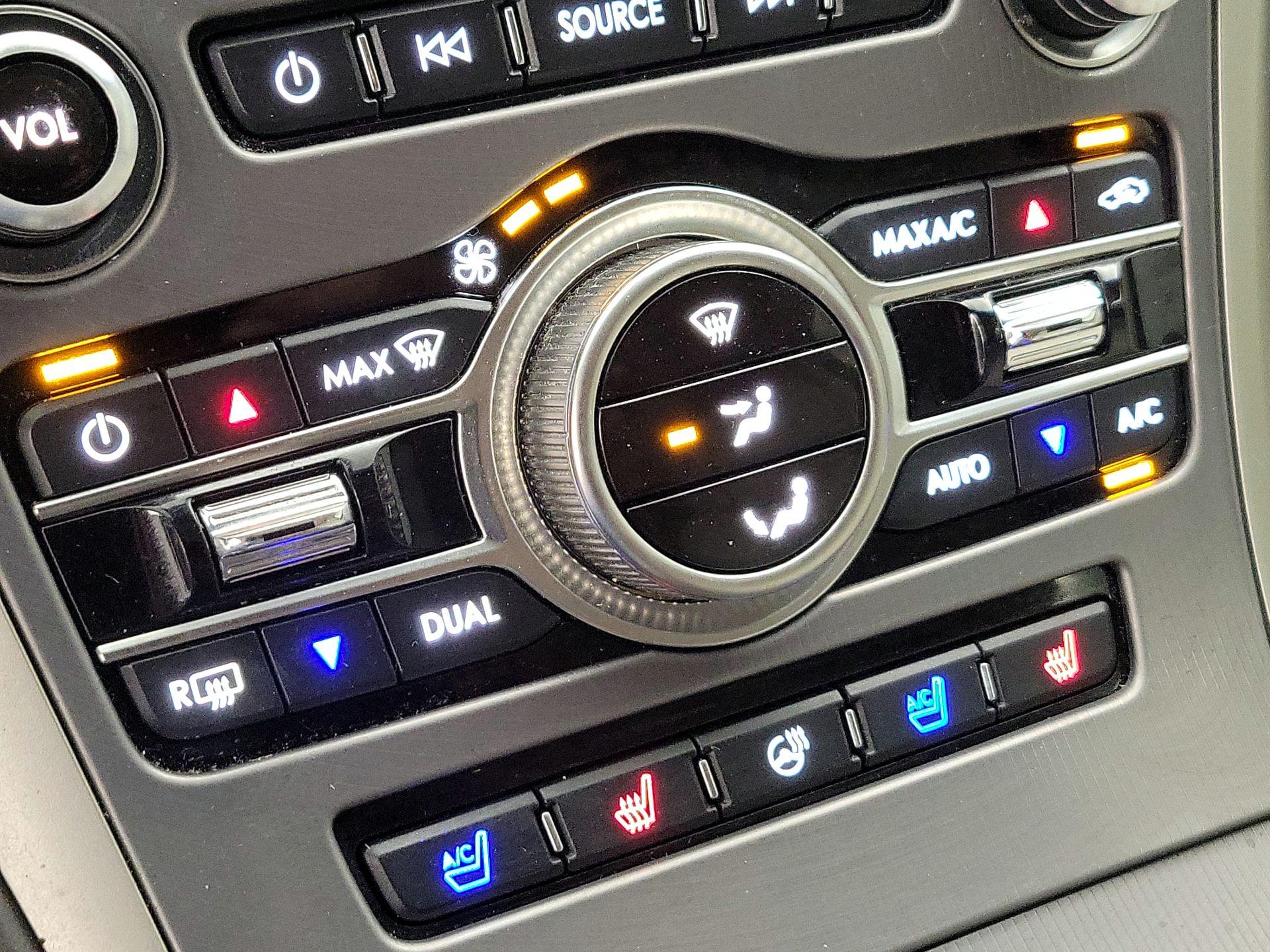 Thumbnail: 2017 Lincoln MKZ - 17