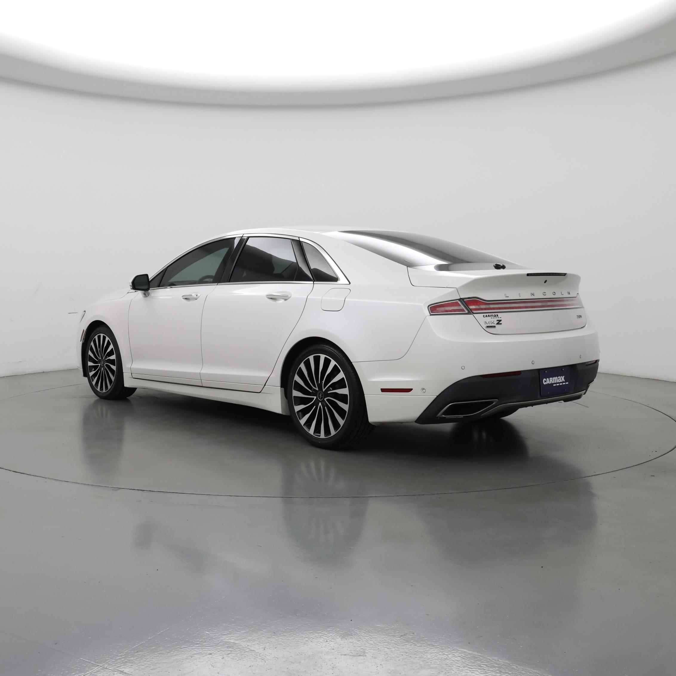 Thumbnail: 2017 Lincoln MKZ - 2