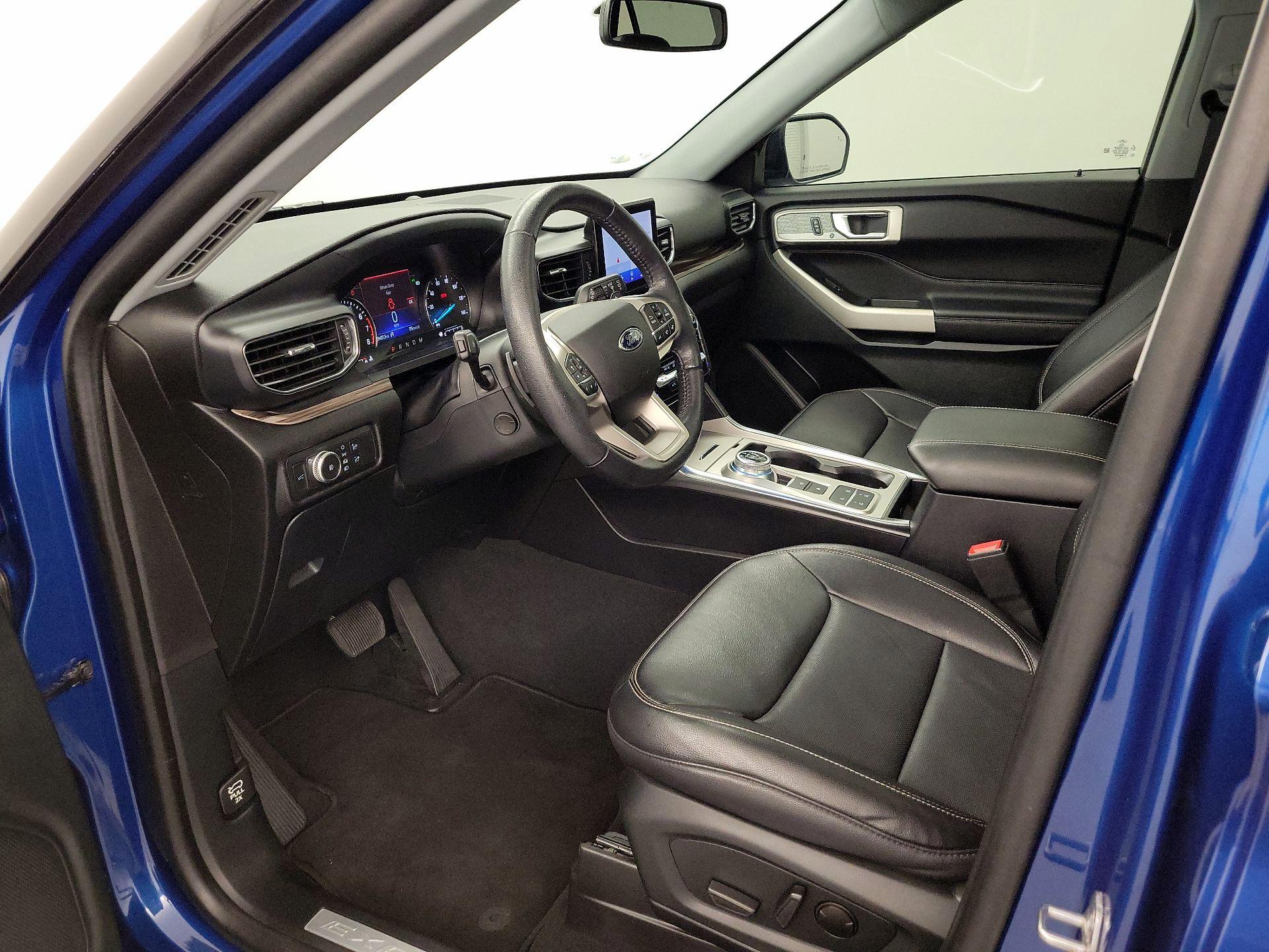 Thumbnail: 2021 Ford Explorer - 11