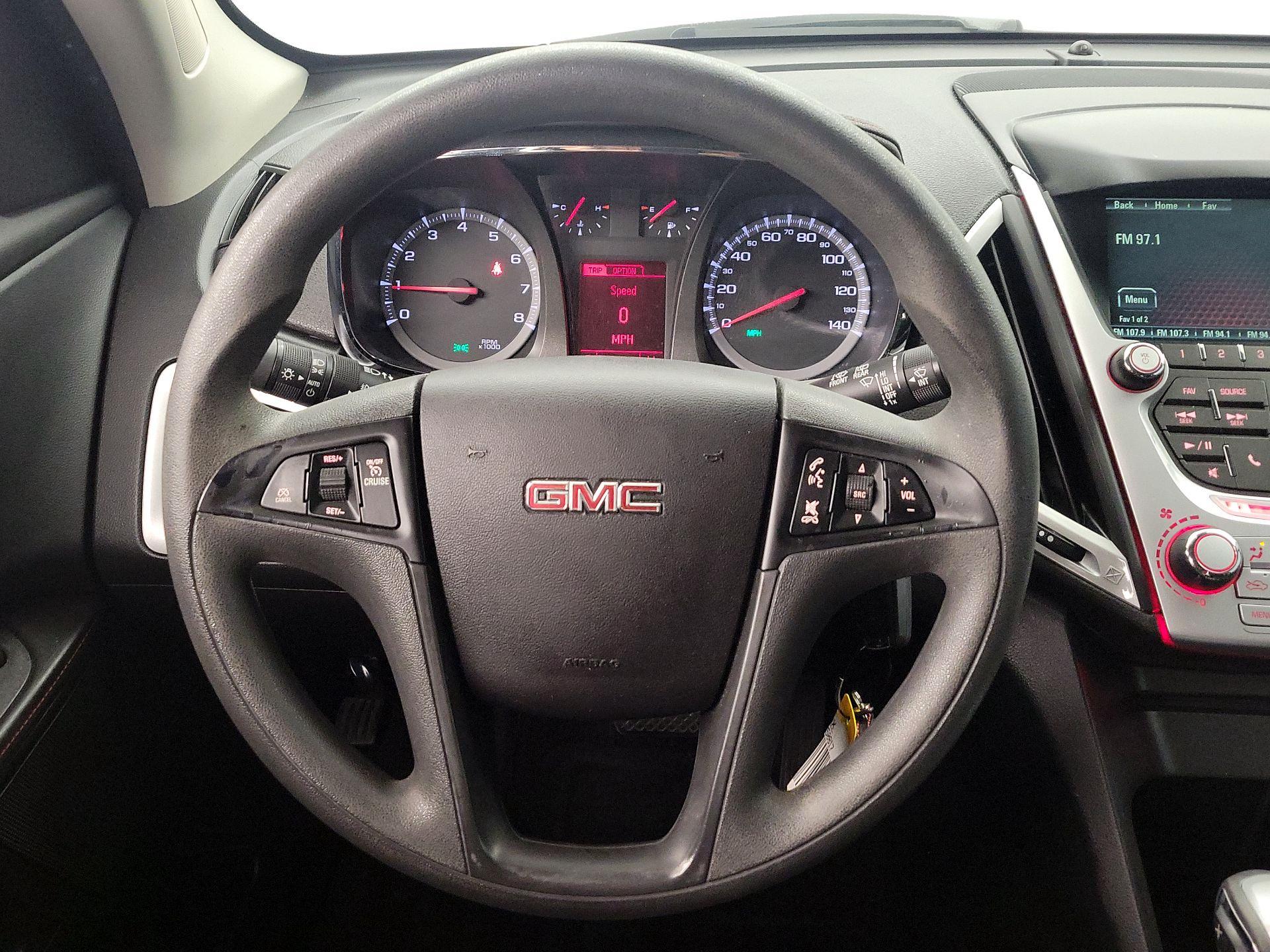 Thumbnail: 2015 GMC Terrain - 10