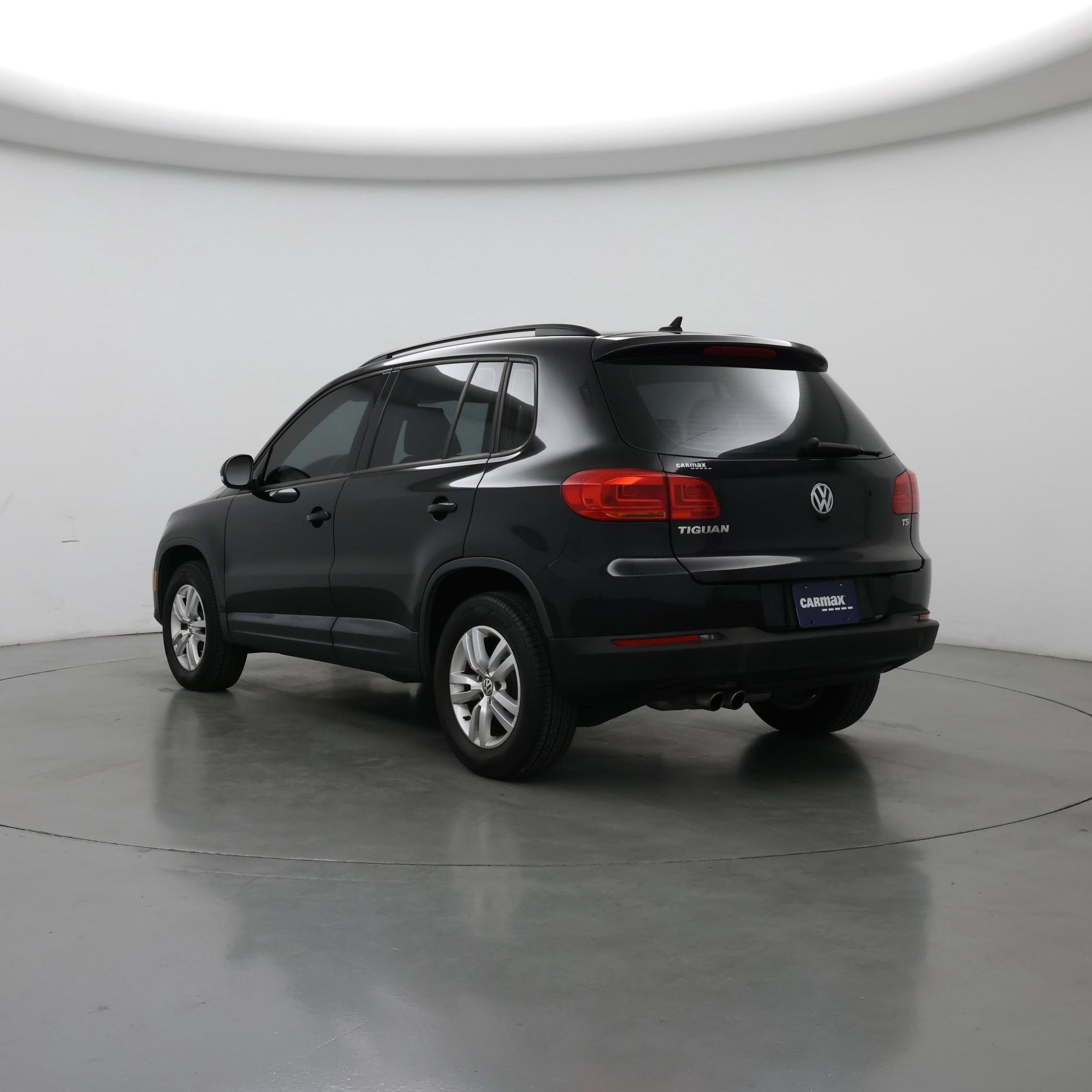 Thumbnail: 2017 Volkswagen Tiguan - 2