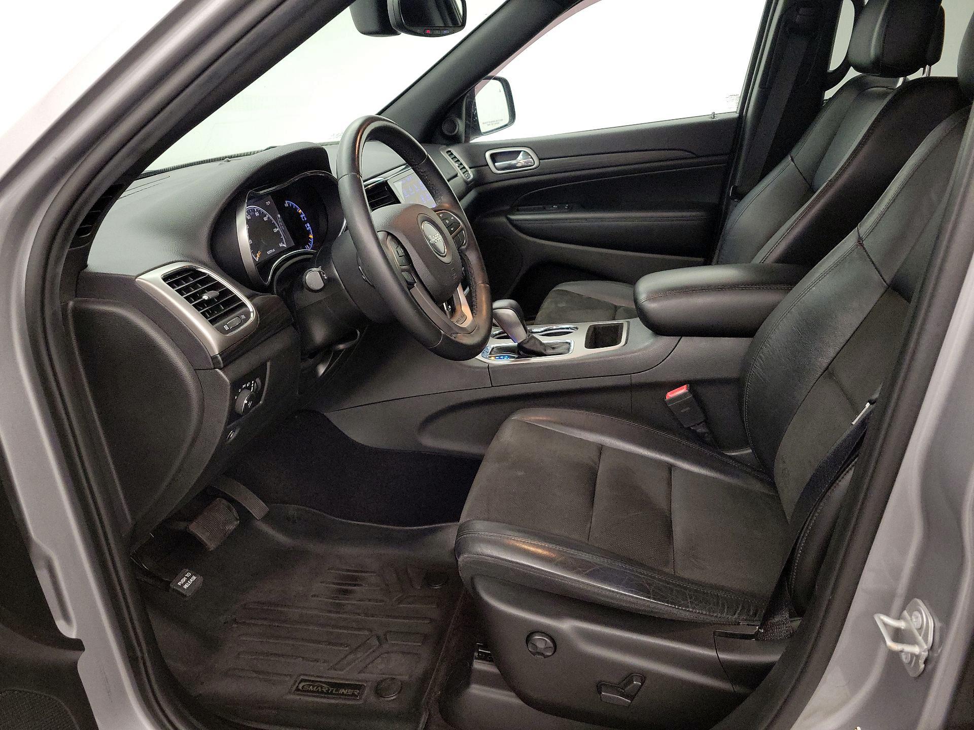 Thumbnail: 2019 Jeep Grand Cherokee - 11