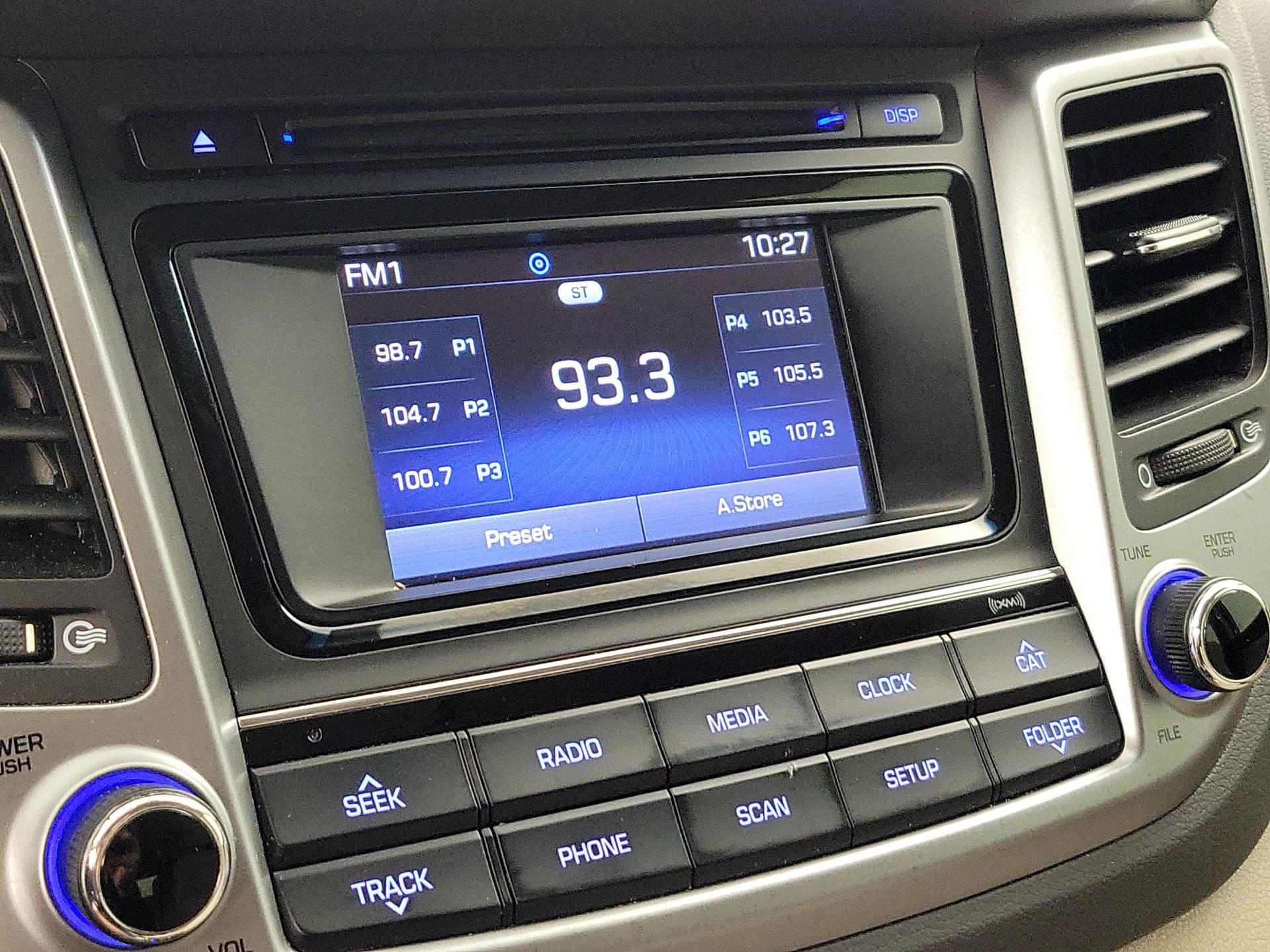Thumbnail: 2016 Hyundai Tucson - 15