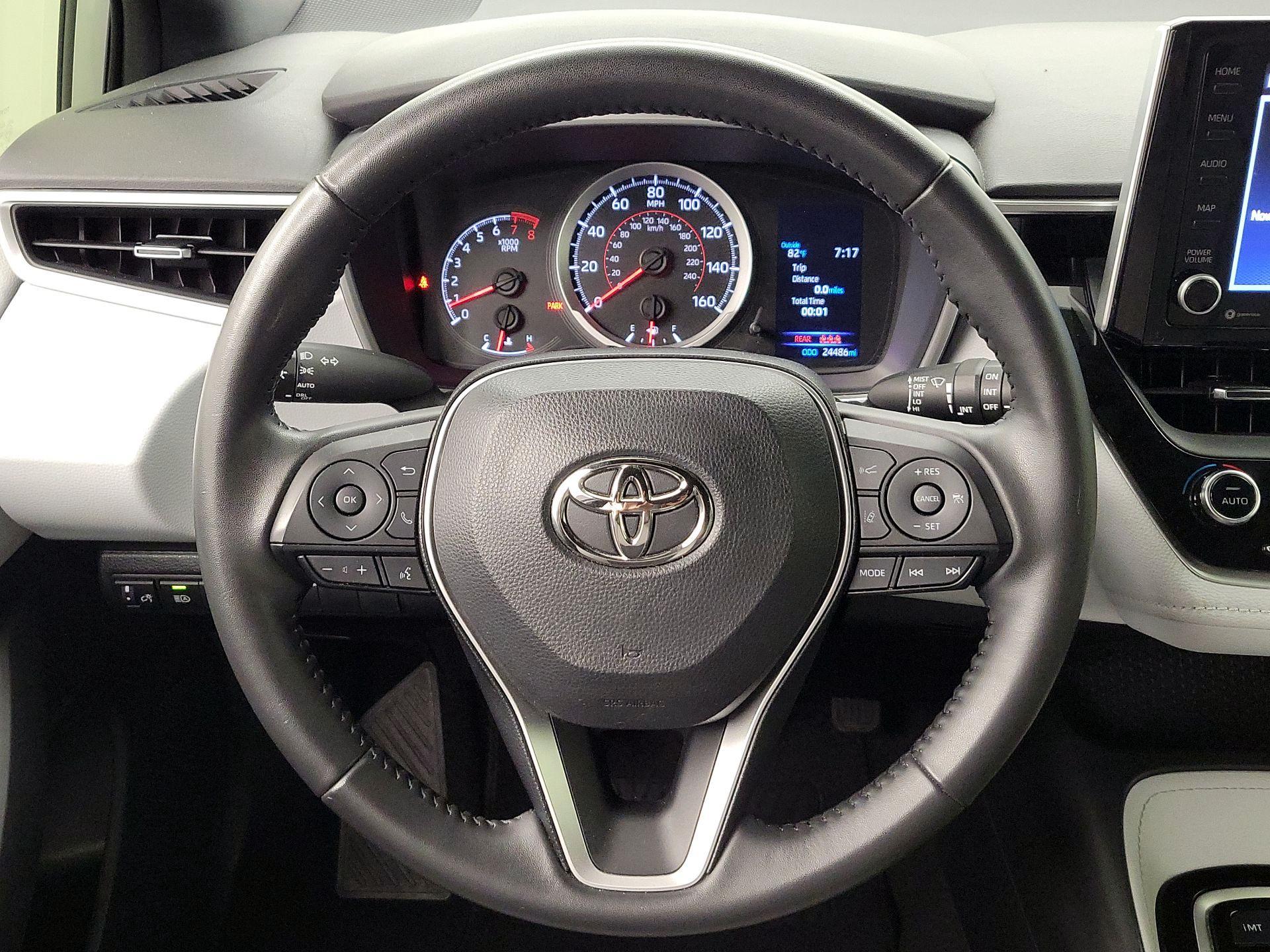 Thumbnail: 2022 Toyota Corolla - 10