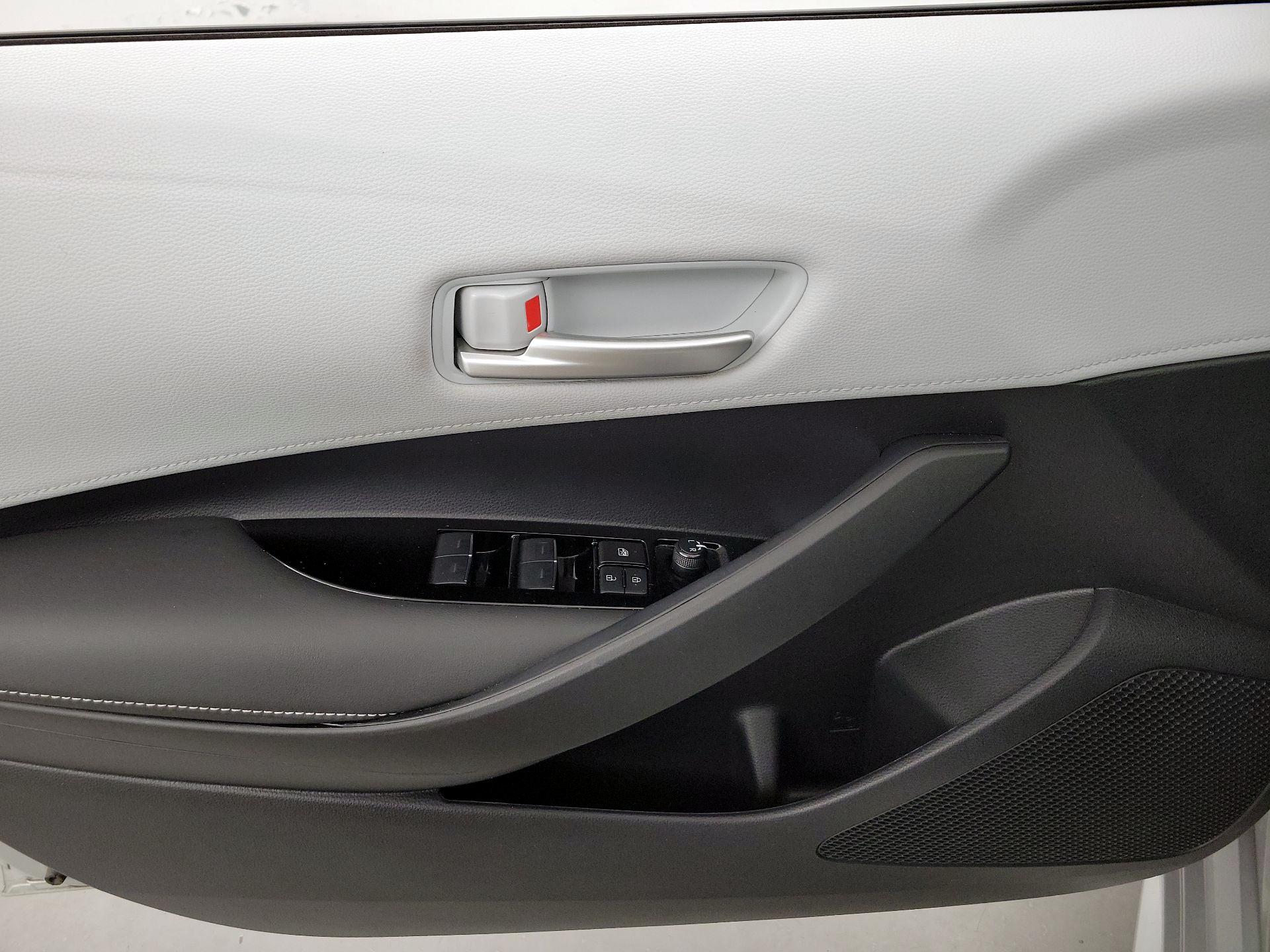 Thumbnail: 2022 Toyota Corolla - 12