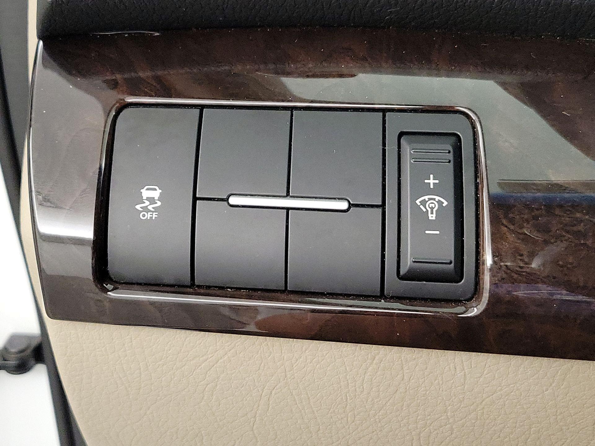 Thumbnail: 2015 Kia Sorento - 13