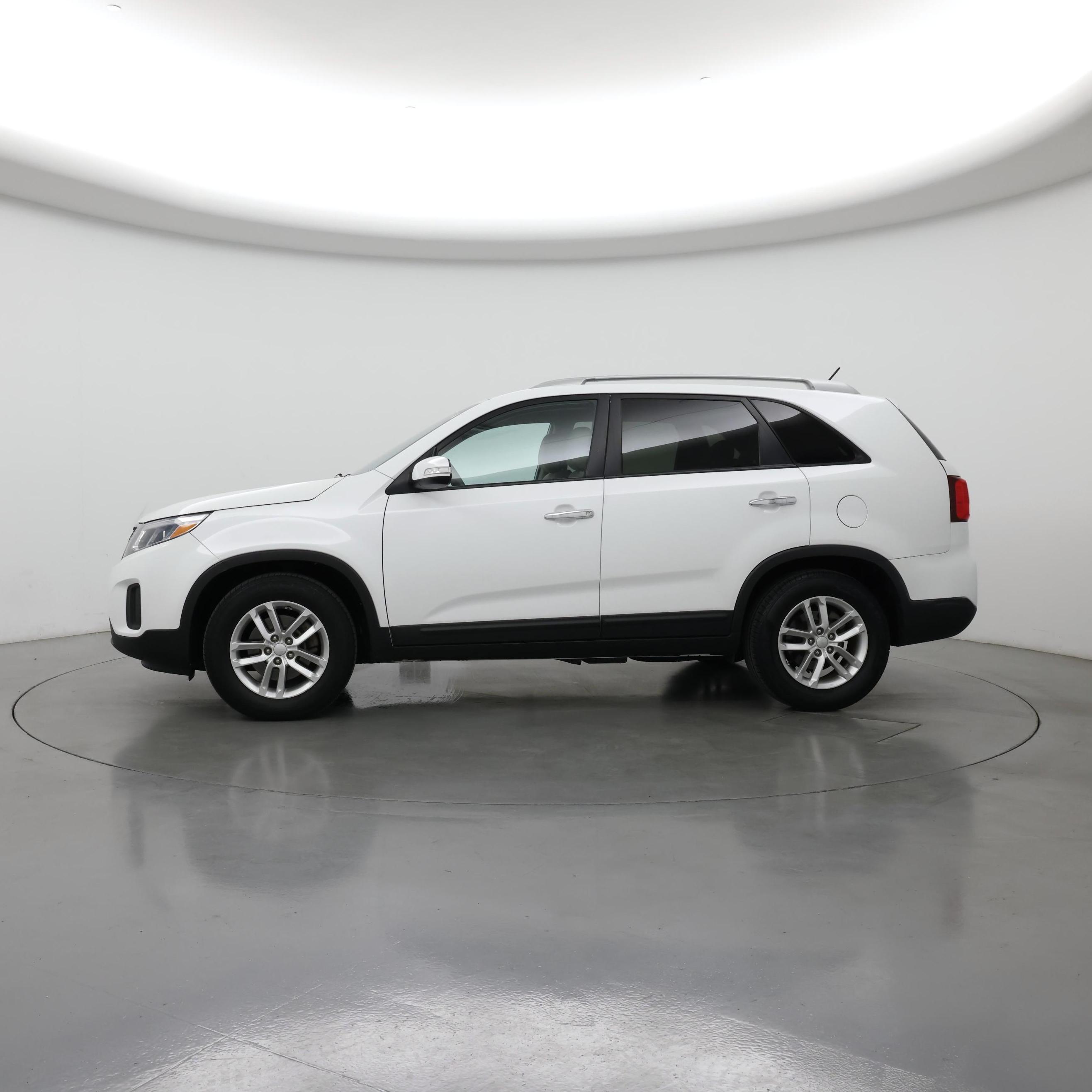 Thumbnail: 2015 Kia Sorento - 3