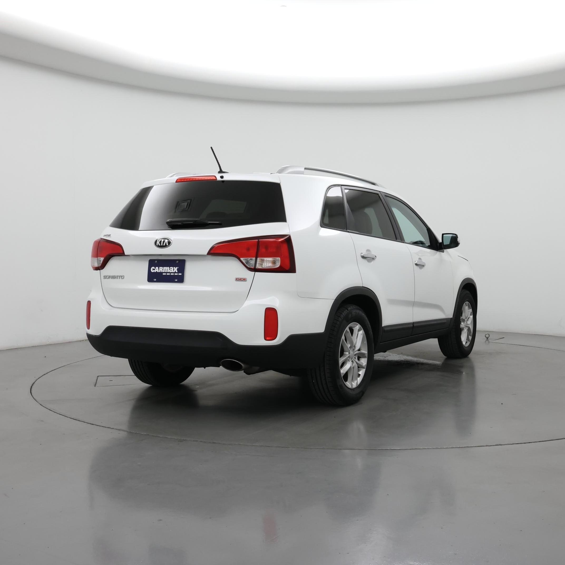 Thumbnail: 2015 Kia Sorento - 8
