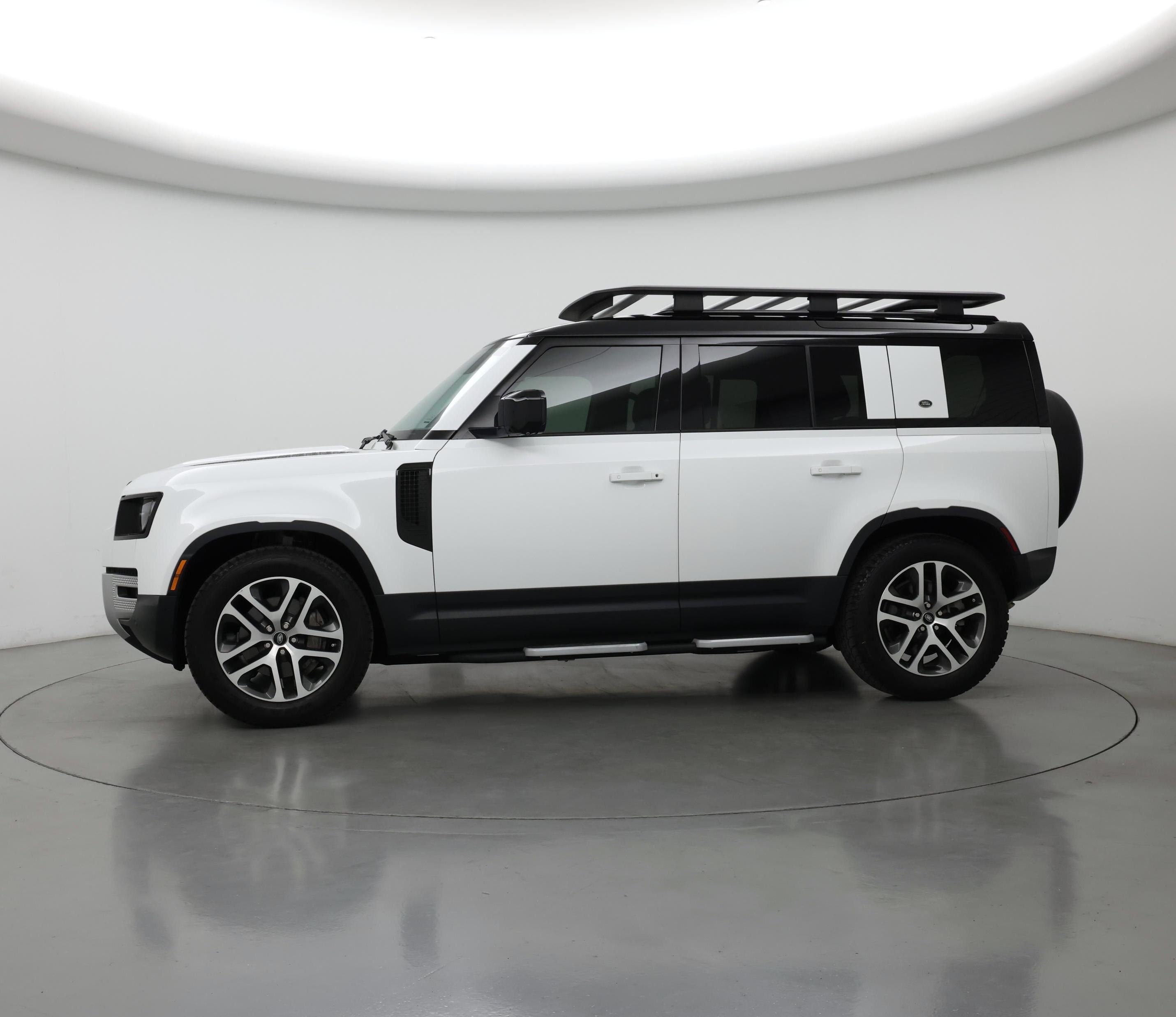 Thumbnail: 2020 Land Rover Defender - 3