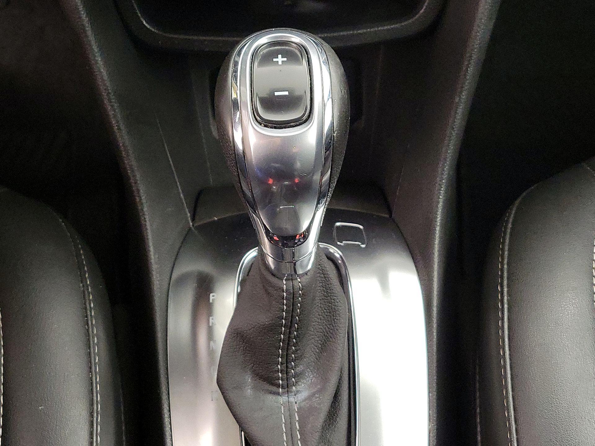 Thumbnail: 2016 Buick Encore - 17
