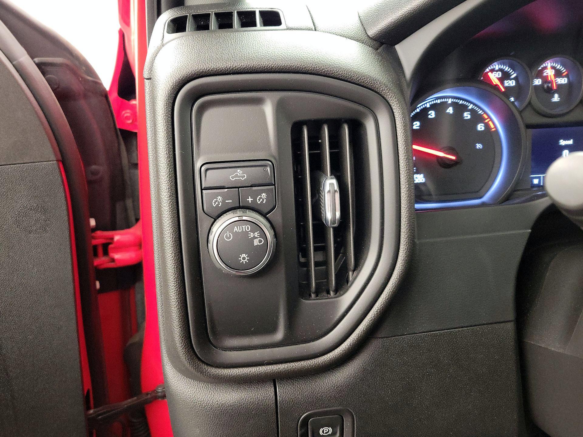 Thumbnail: 2021 Chevrolet Silverado 1500 - 13