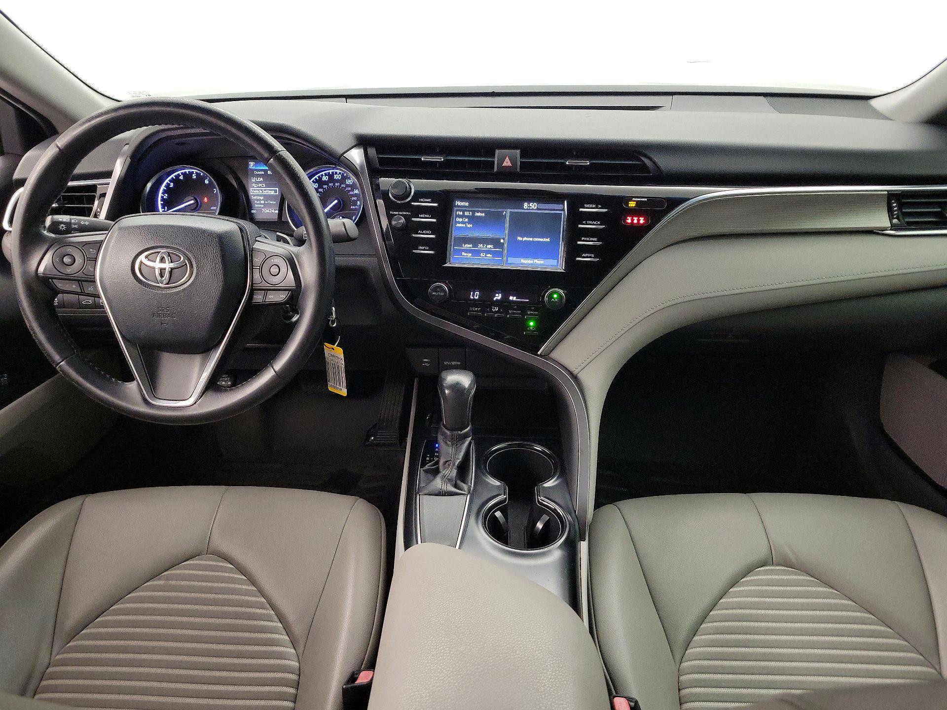 Thumbnail: 2018 Toyota Camry - 9