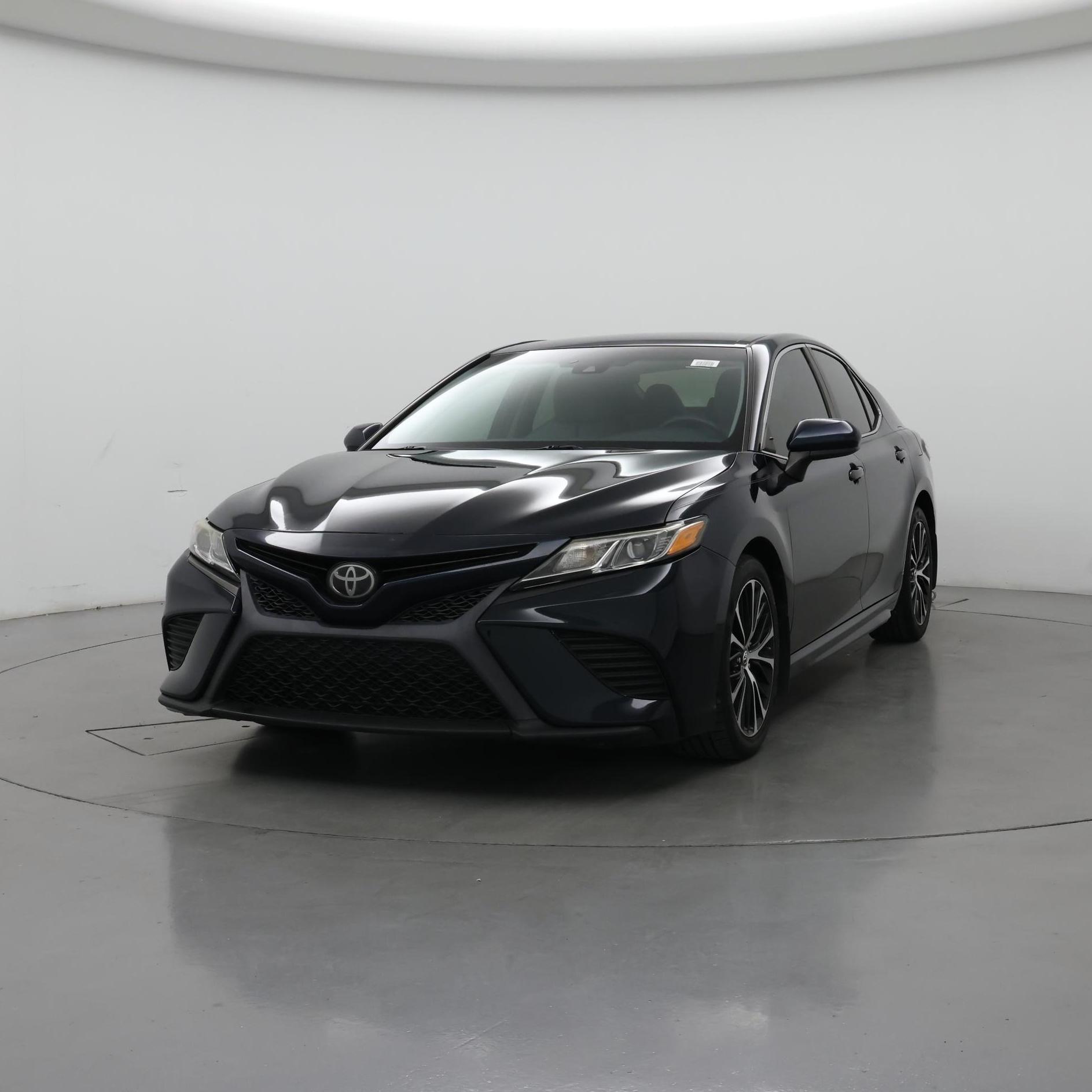 Thumbnail: 2018 Toyota Camry - 4