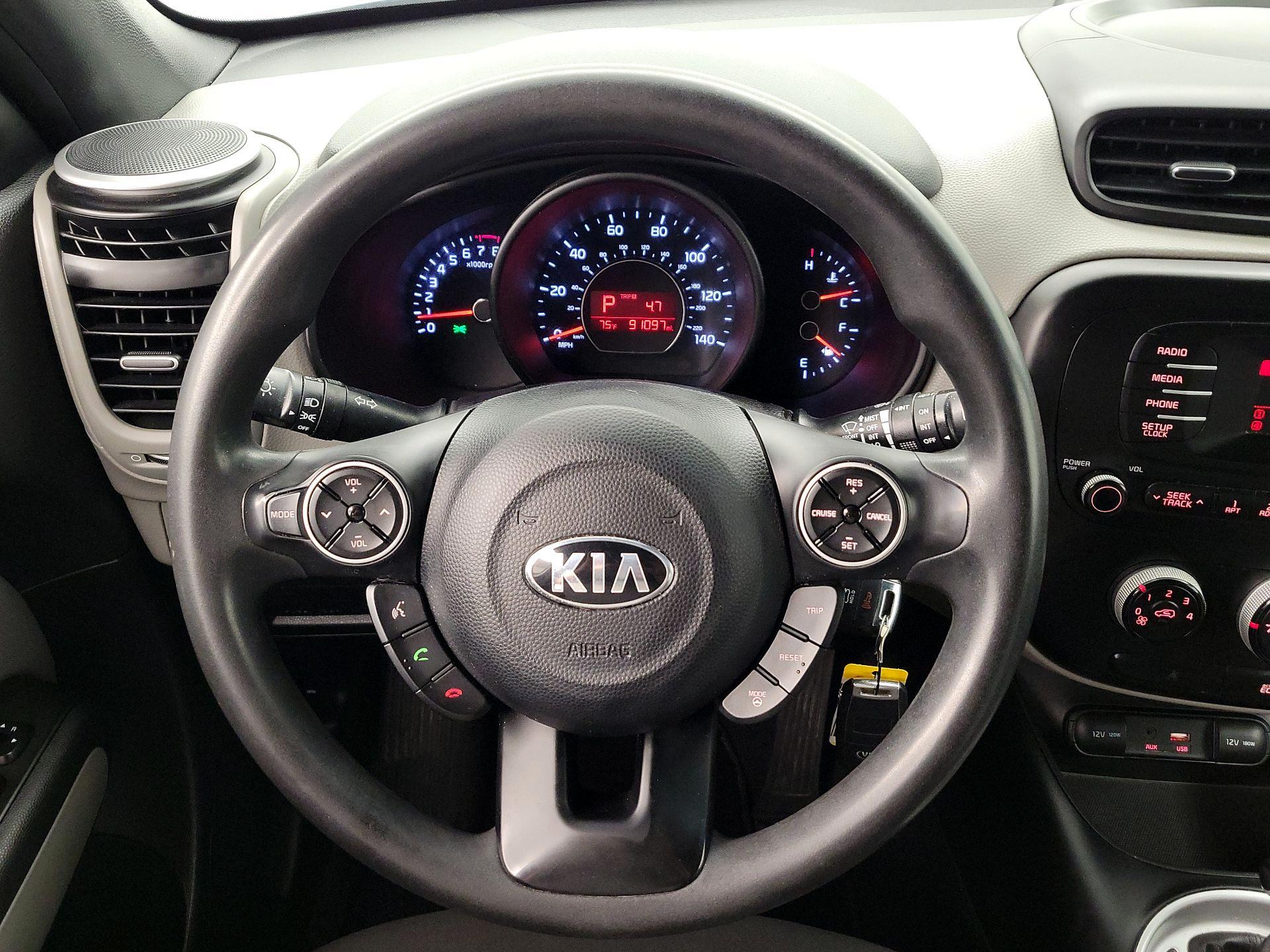 Thumbnail: 2016 Kia Soul - 10