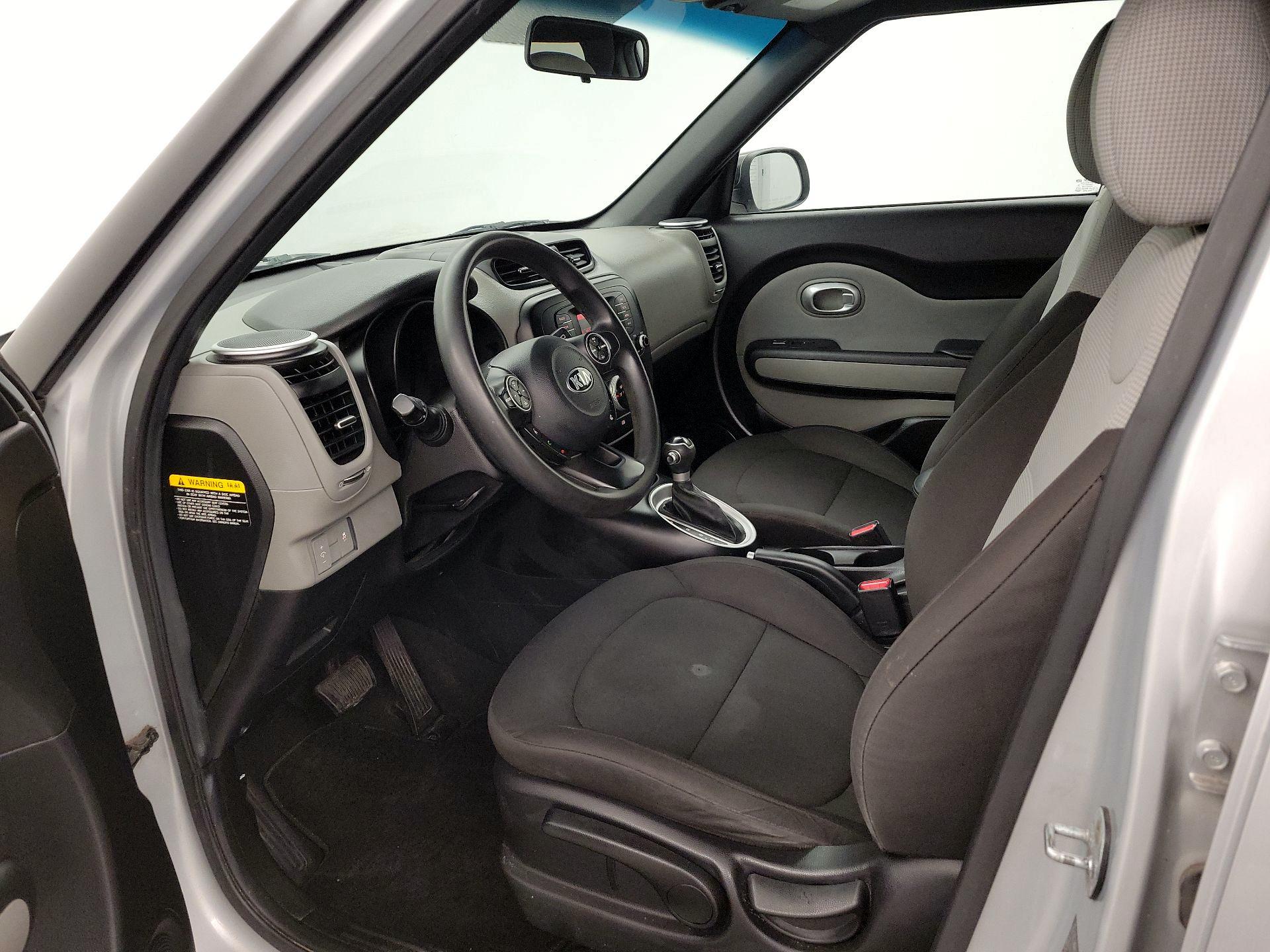 Thumbnail: 2016 Kia Soul - 11