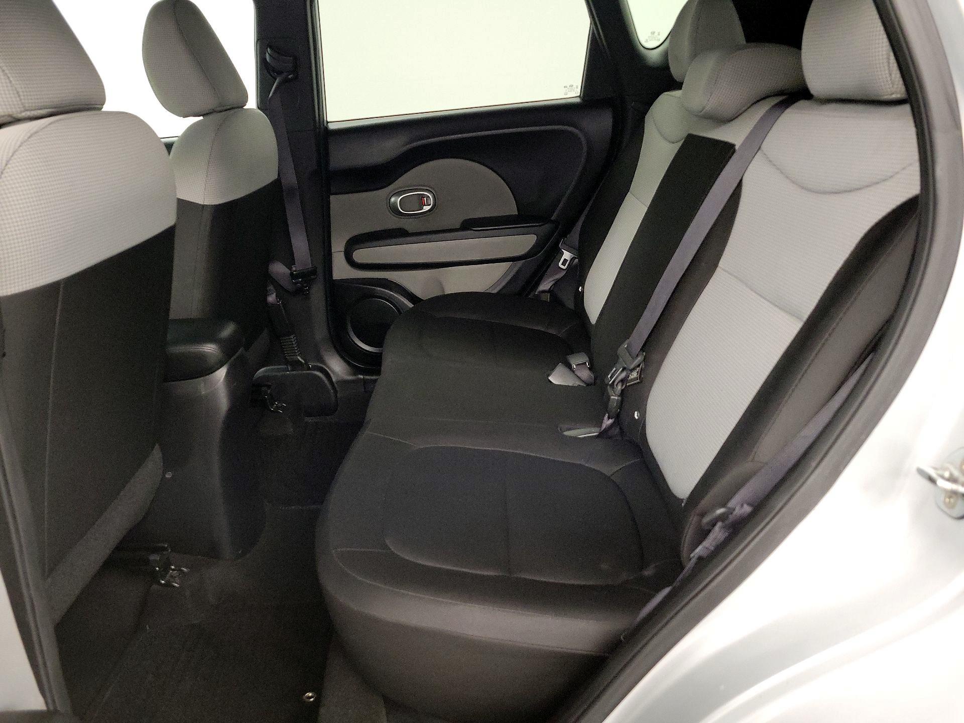 Thumbnail: 2016 Kia Soul - 18