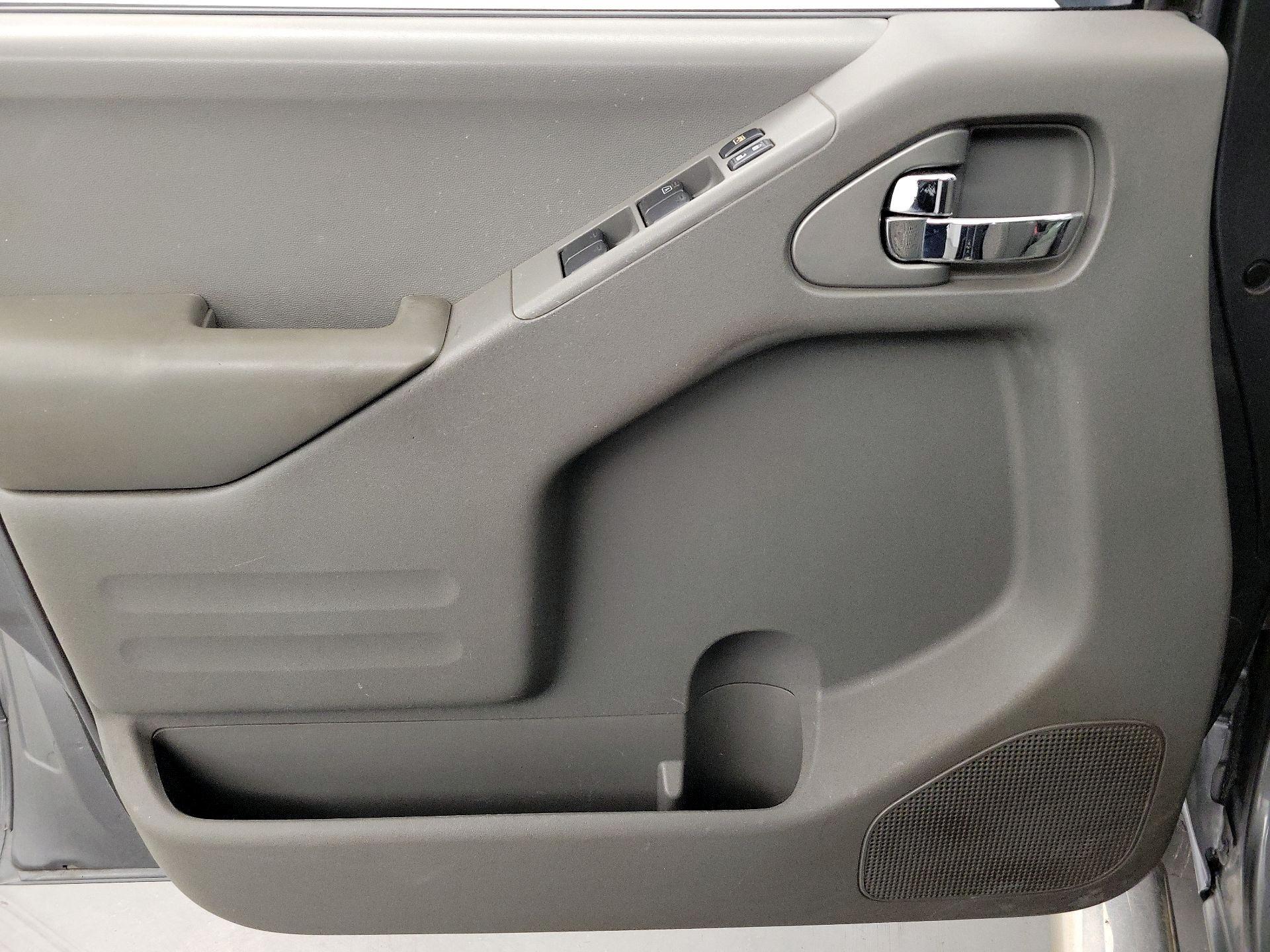 Thumbnail: 2016 Nissan Frontier - 12