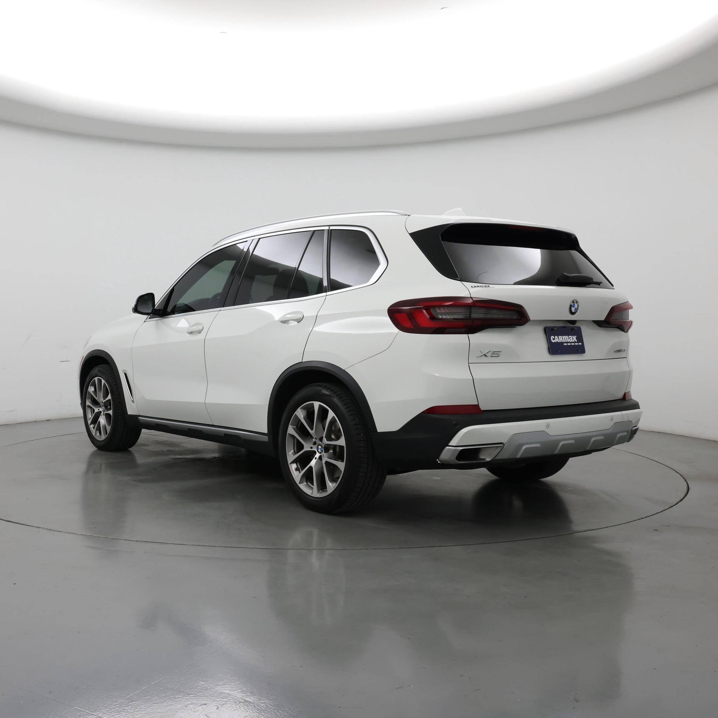 Thumbnail: 2023 BMW X5 - 2
