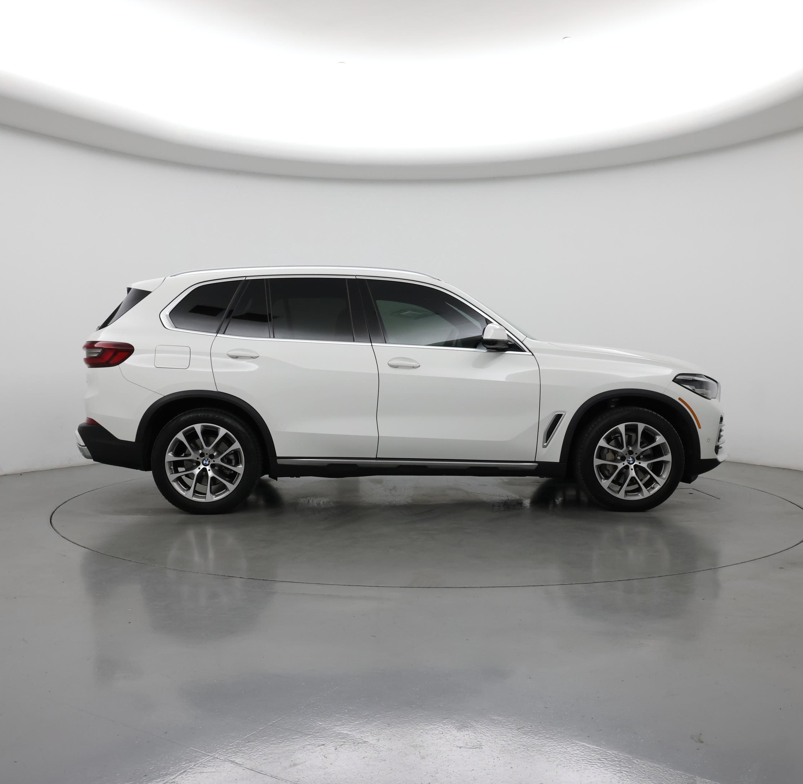 Thumbnail: 2023 BMW X5 - 7