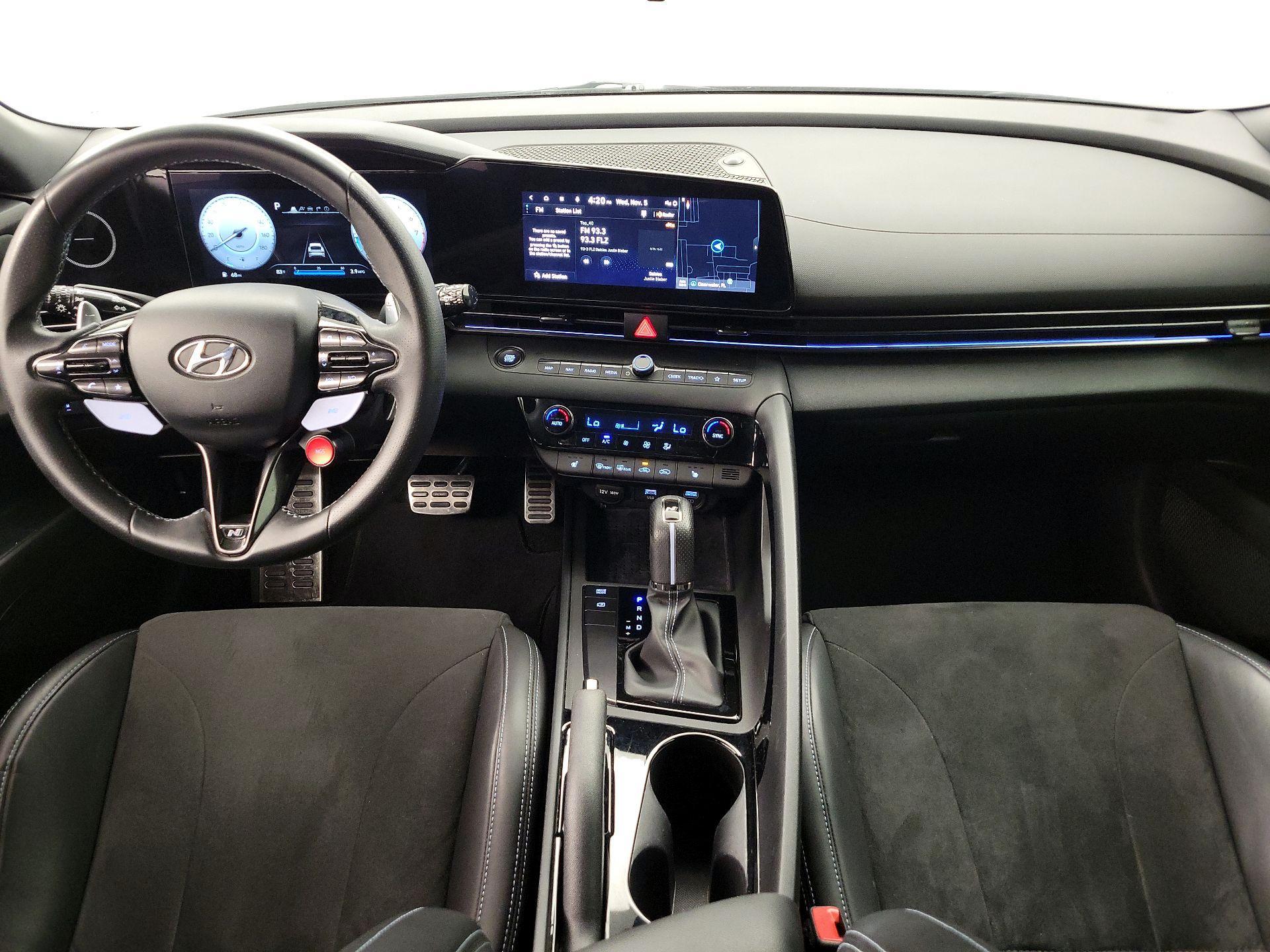 Thumbnail: 2023 Hyundai Elantra - 9