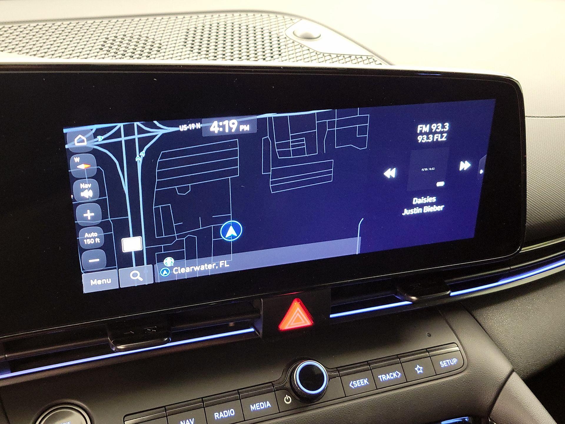 Thumbnail: 2023 Hyundai Elantra - 14