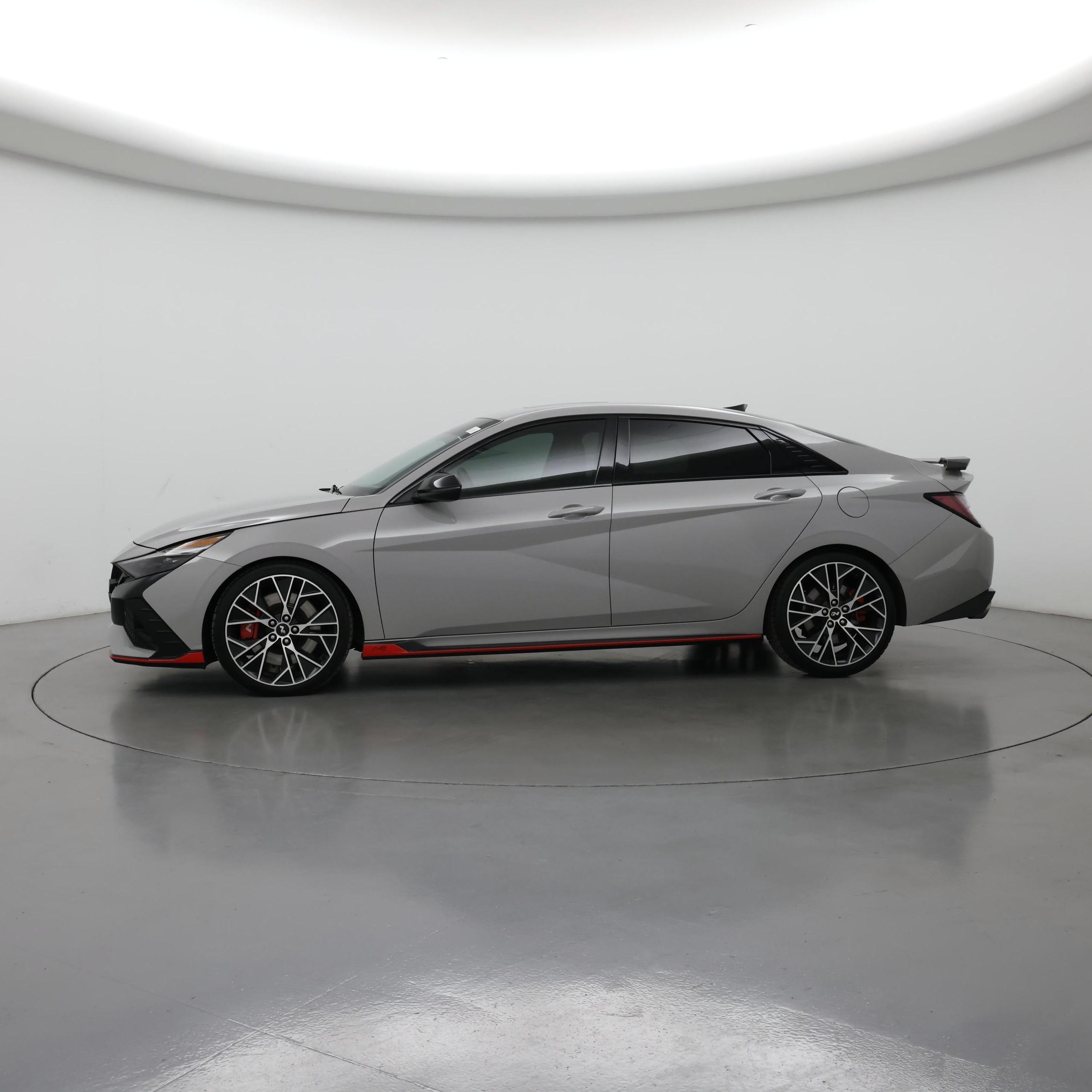 Thumbnail: 2023 Hyundai Elantra - 3