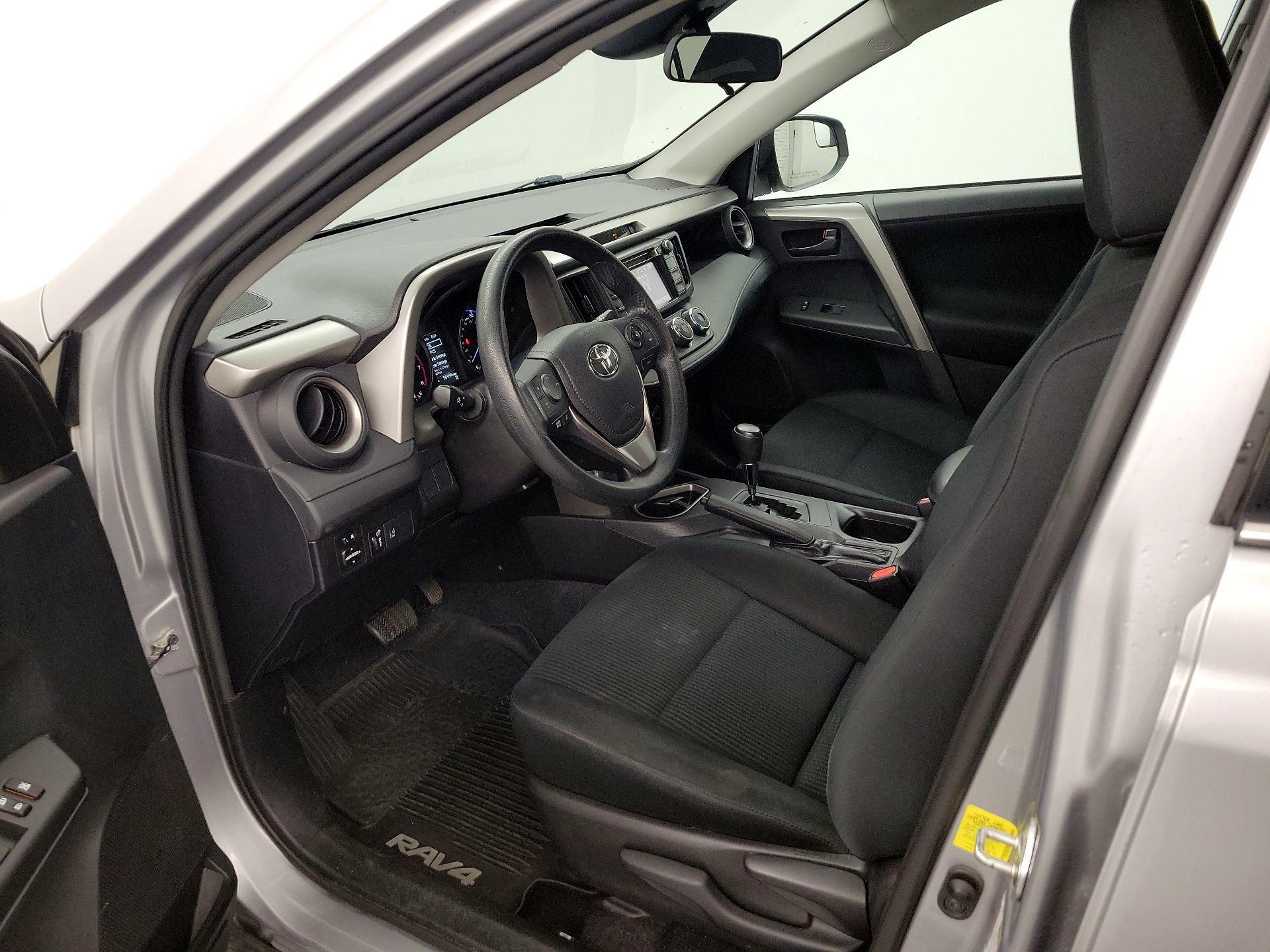 Thumbnail: 2017 Toyota RAV4 - 11