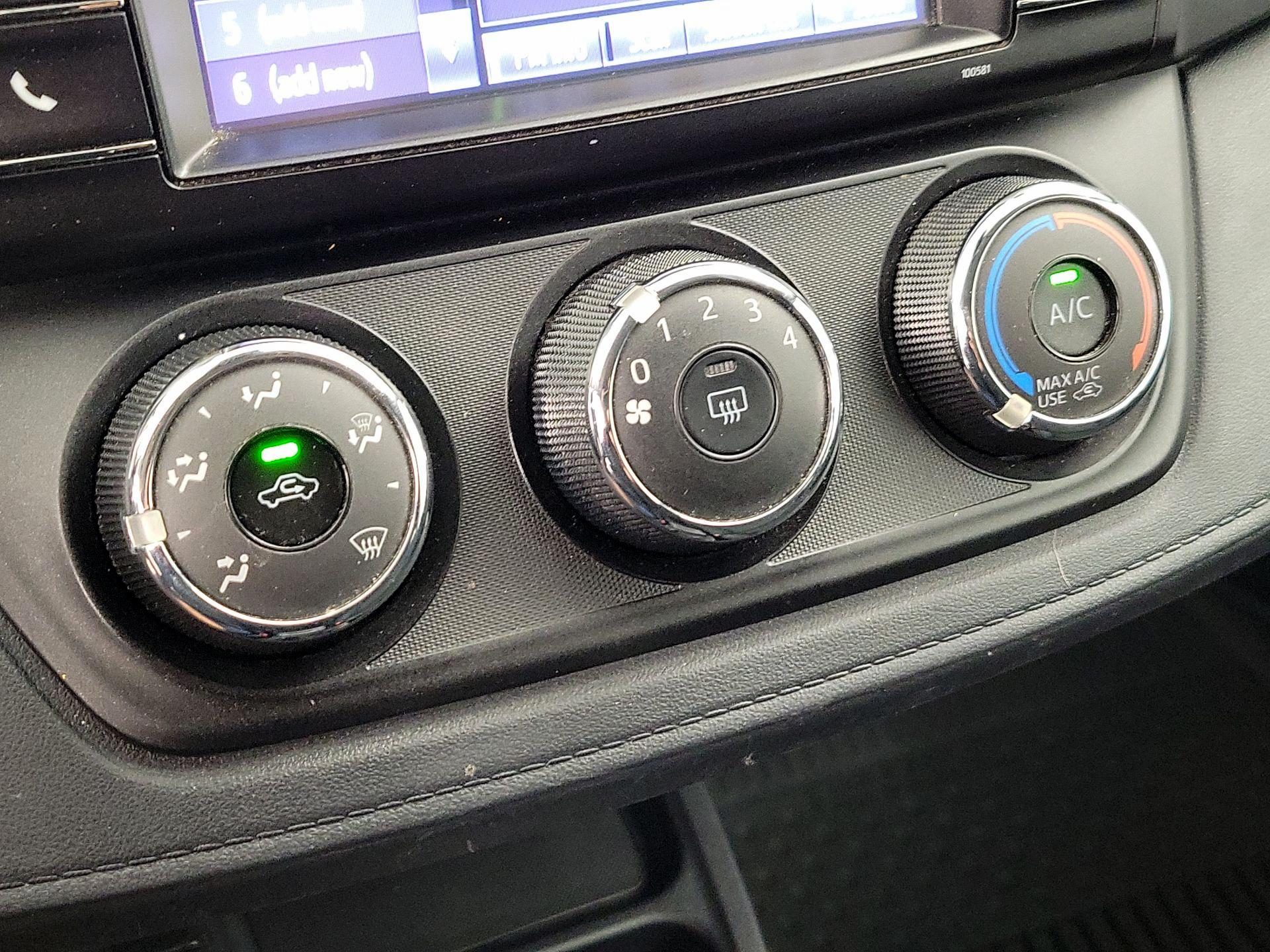 Thumbnail: 2017 Toyota RAV4 - 16