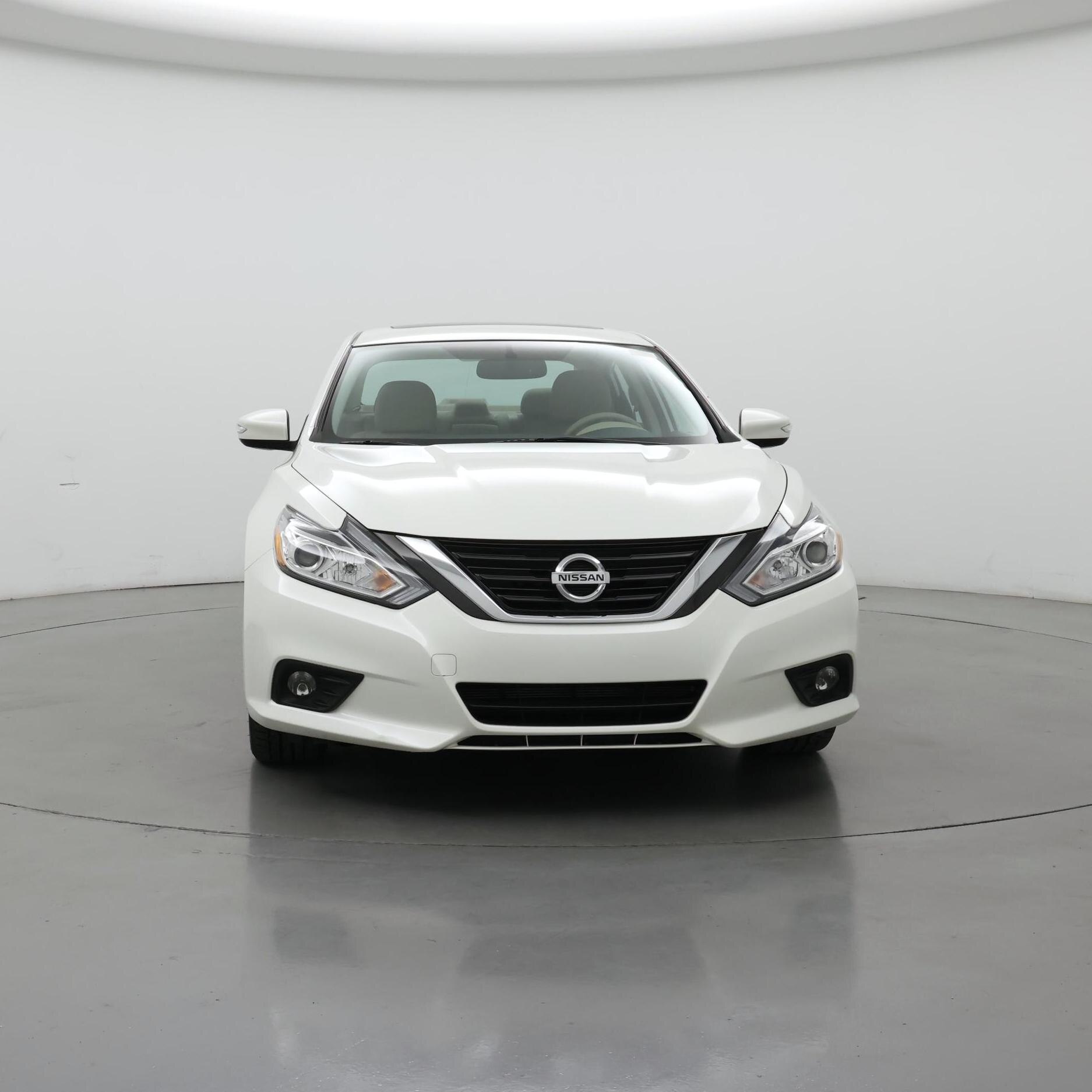 Thumbnail: 2016 Nissan Altima - 5