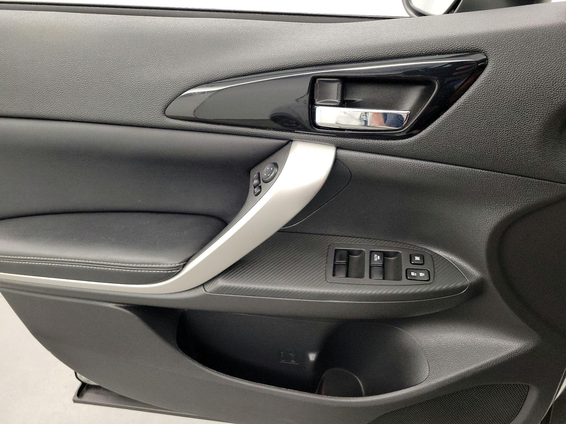 Thumbnail: 2022 Mitsubishi Eclipse Cross - 12