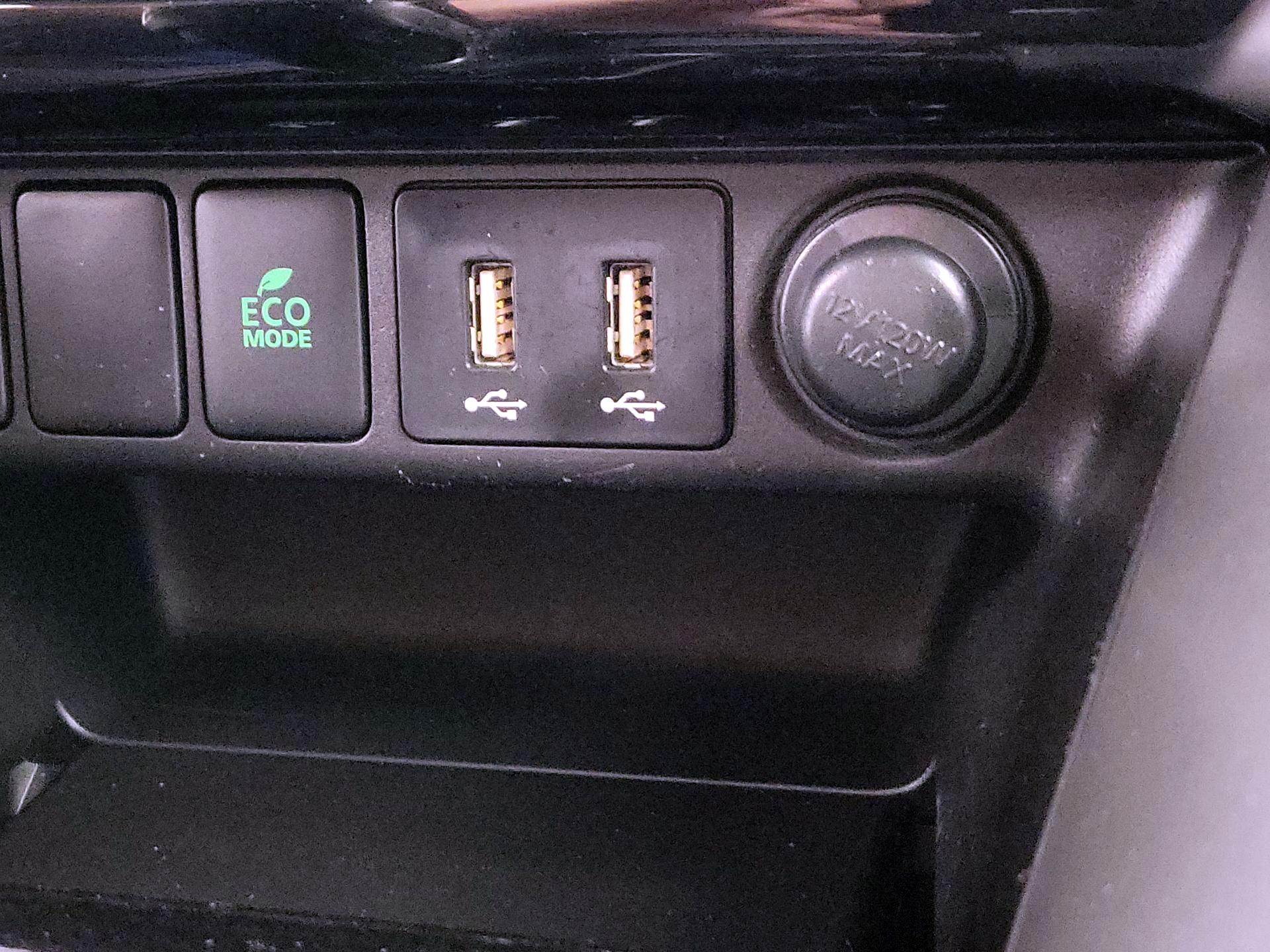 Thumbnail: 2022 Mitsubishi Eclipse Cross - 19