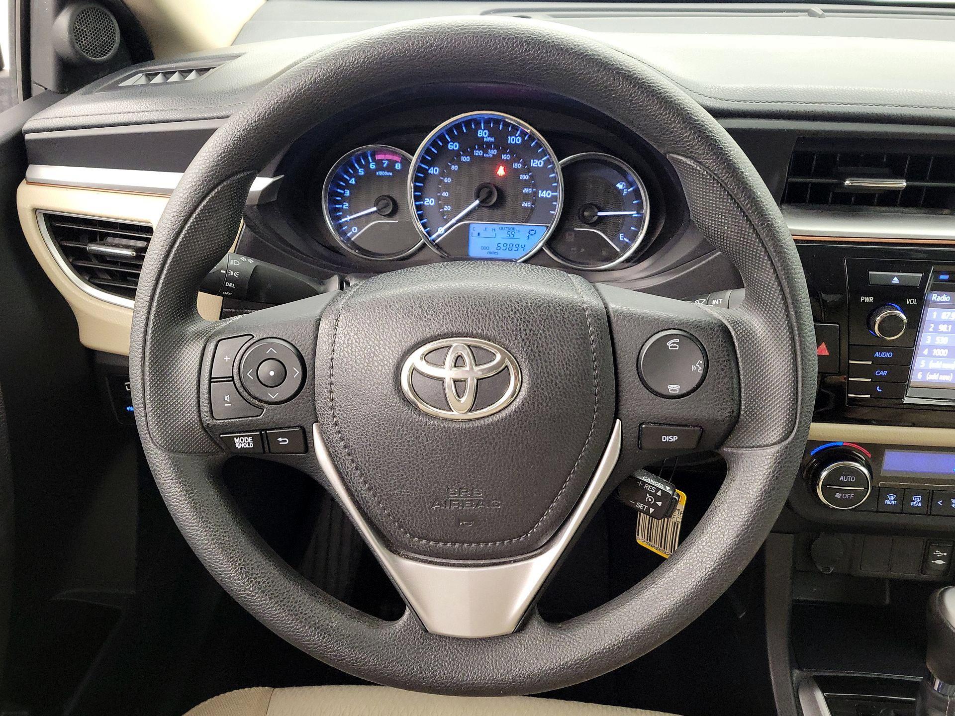 Thumbnail: 2015 Toyota Corolla - 10