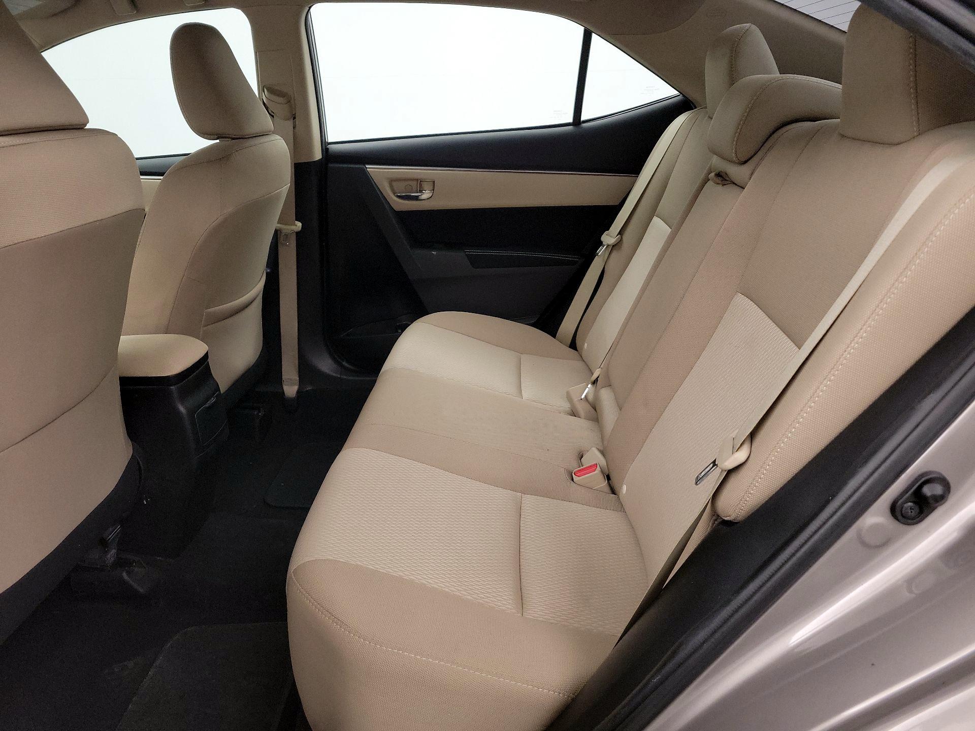 Thumbnail: 2015 Toyota Corolla - 19