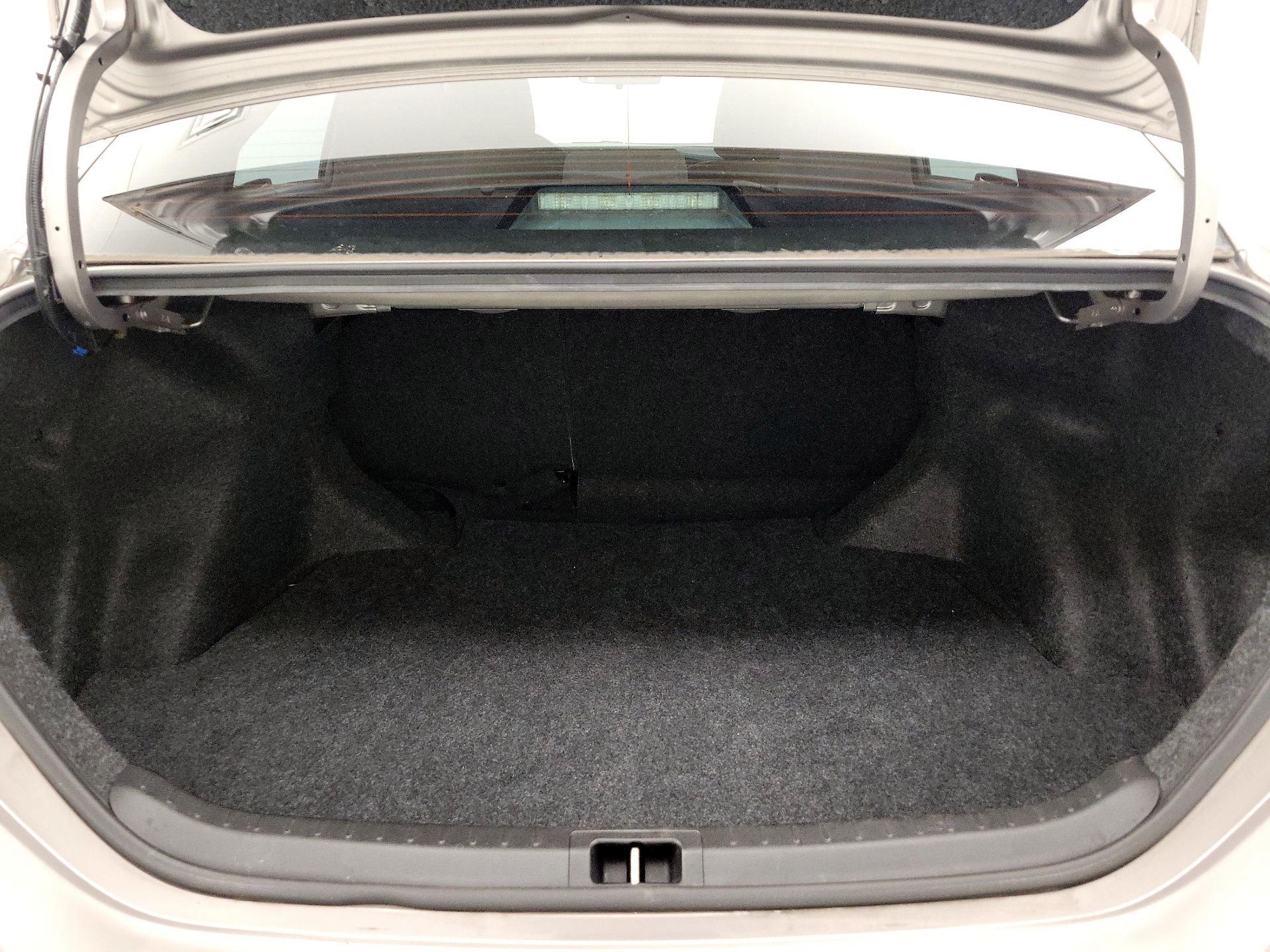 Thumbnail: 2015 Toyota Corolla - 20