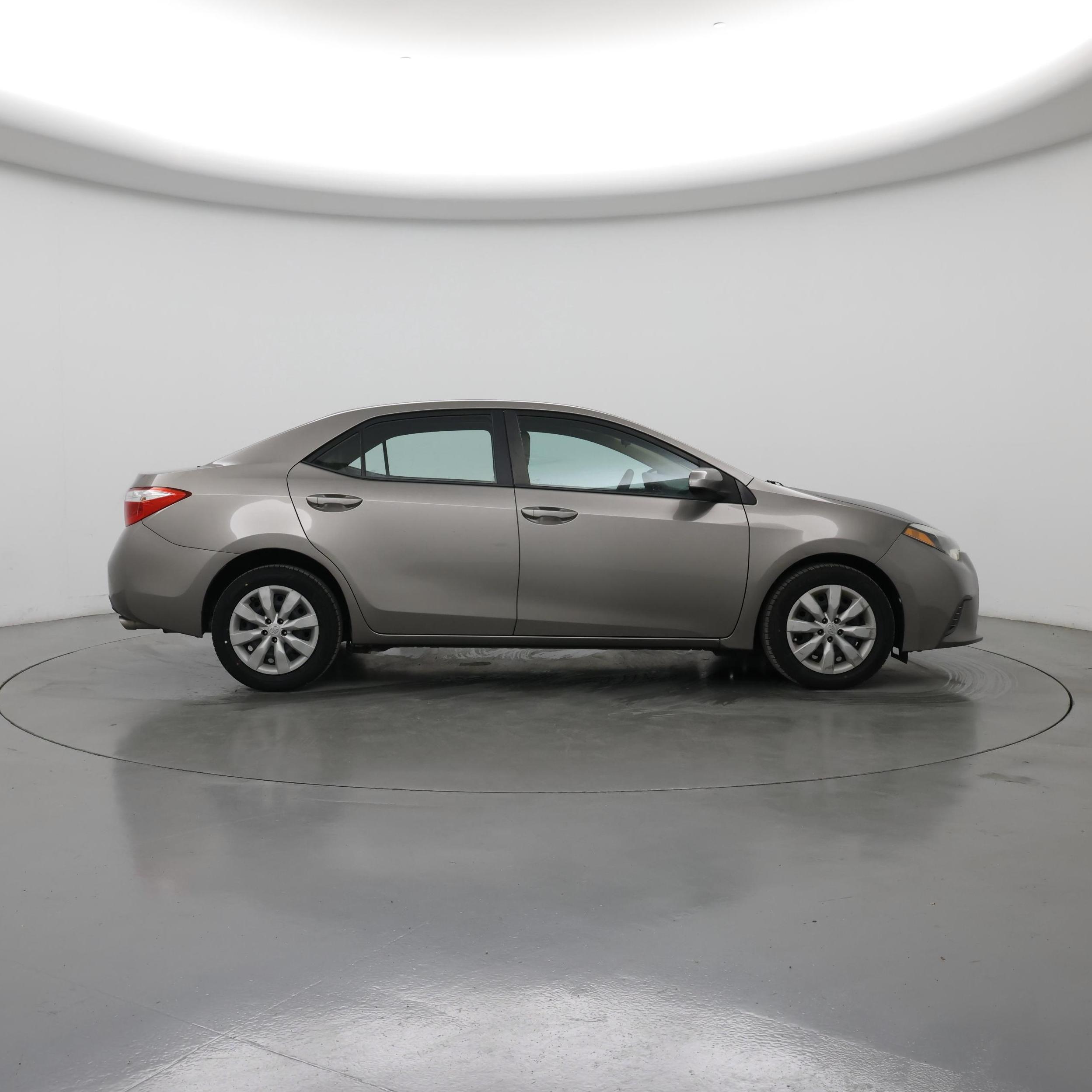 Thumbnail: 2015 Toyota Corolla - 7