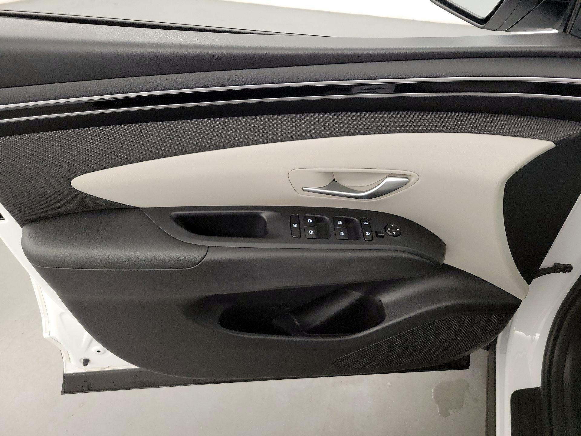 Thumbnail: 2023 Hyundai Tucson - 12