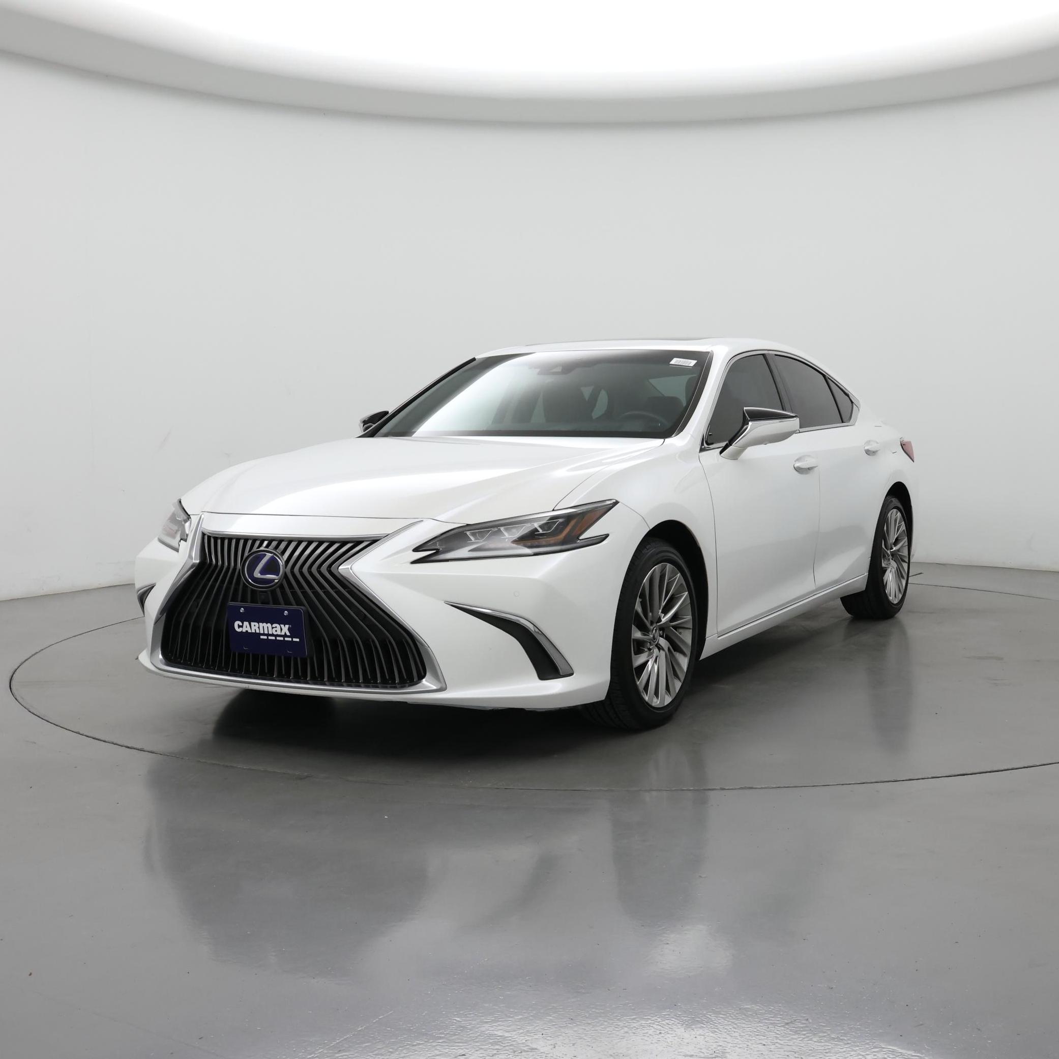 Thumbnail: 2021 Lexus ES - 4