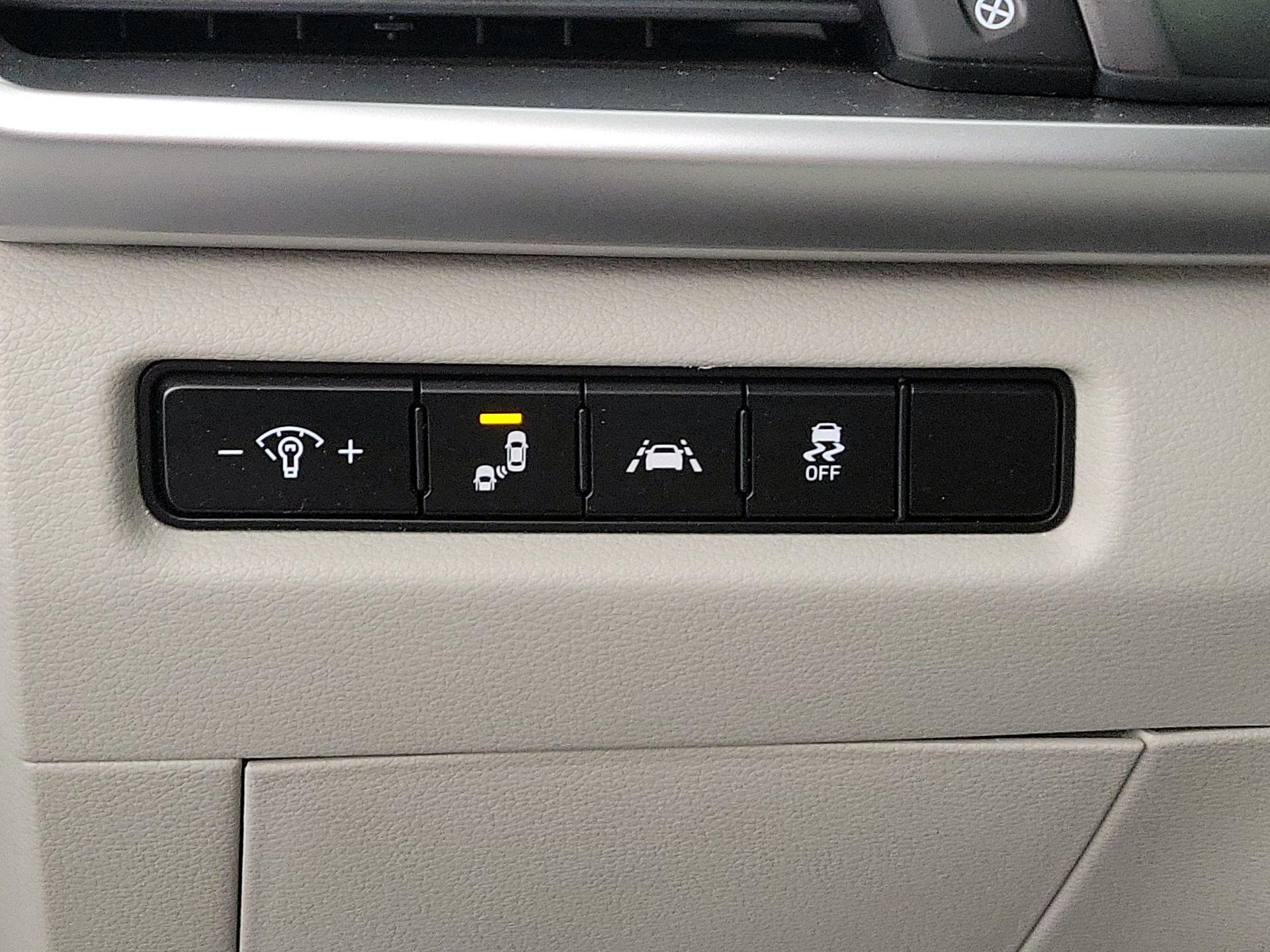 Thumbnail: 2021 Kia Telluride - 13