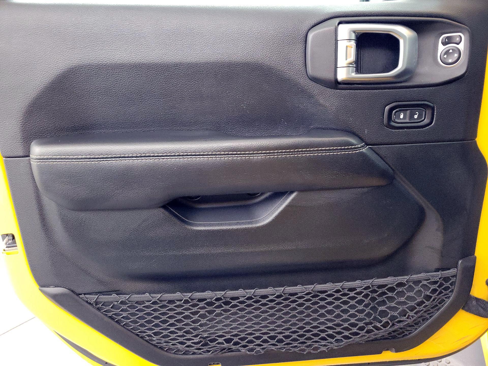 Thumbnail: 2020 Jeep Wrangler - 12