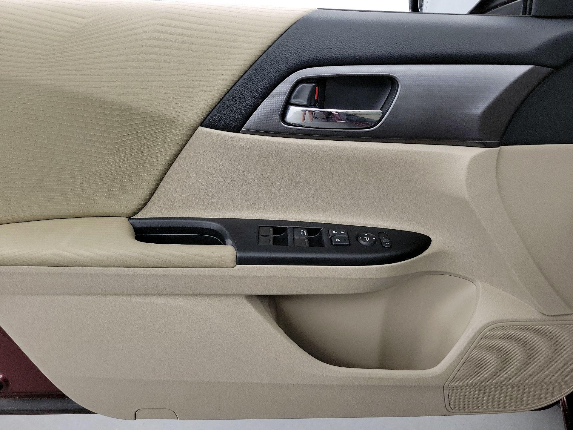 Thumbnail: 2014 Honda Accord - 12