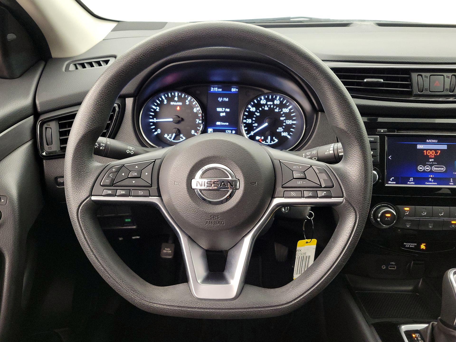 Thumbnail: 2019 Nissan Rogue Sport - 10