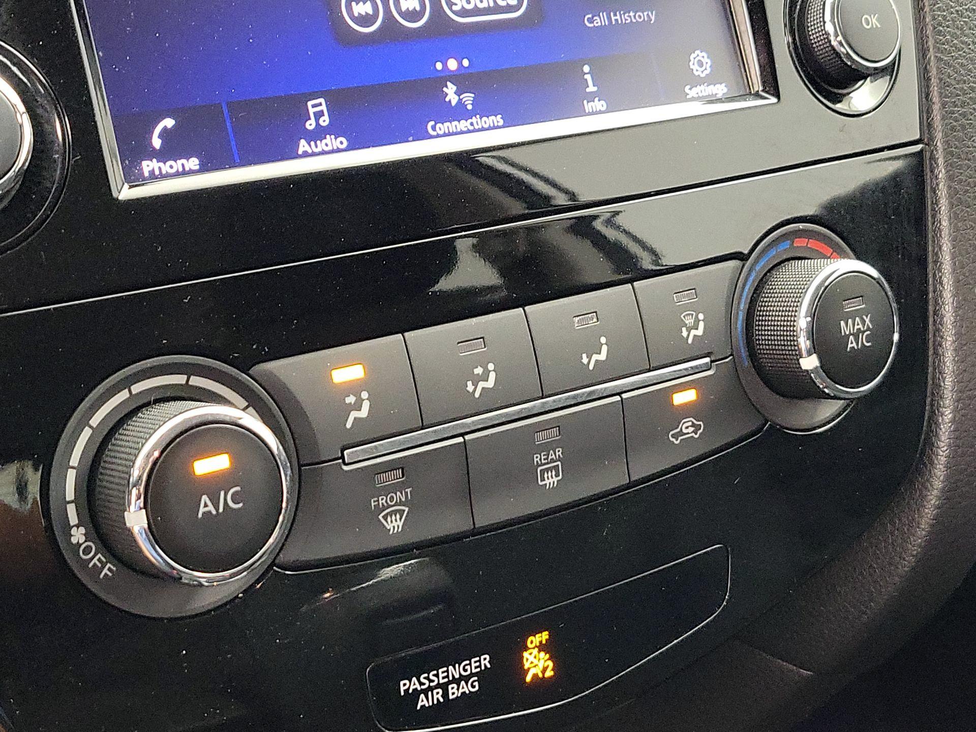 Thumbnail: 2019 Nissan Rogue Sport - 16